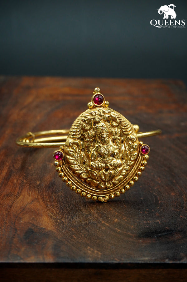 POOVIZHI ARMLET - Queens Jewel Emporium