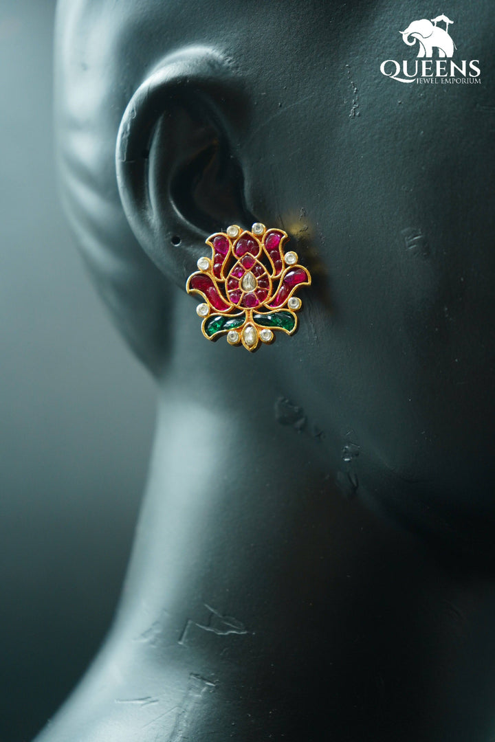 VASTHRAM SIMPLE EARRINGS - Queens Jewel Emporium