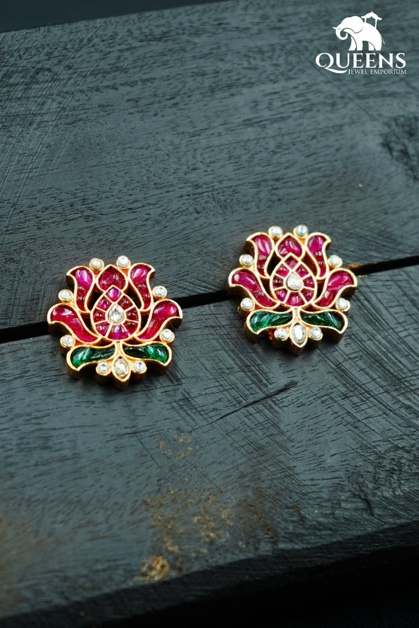 VASTHRAM SIMPLE EARRINGS - Queens Jewel Emporium