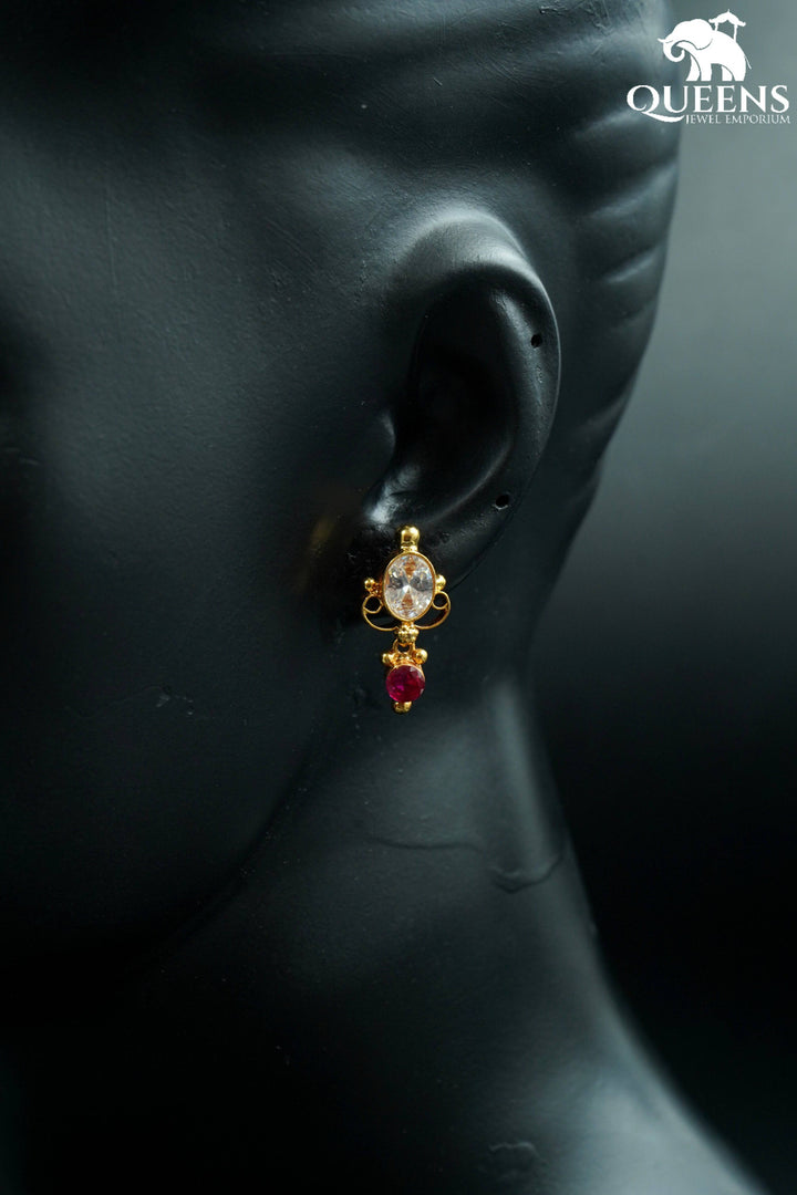 KAYAL SIMPLE STUD - WHITE - Queens Jewel Emporium