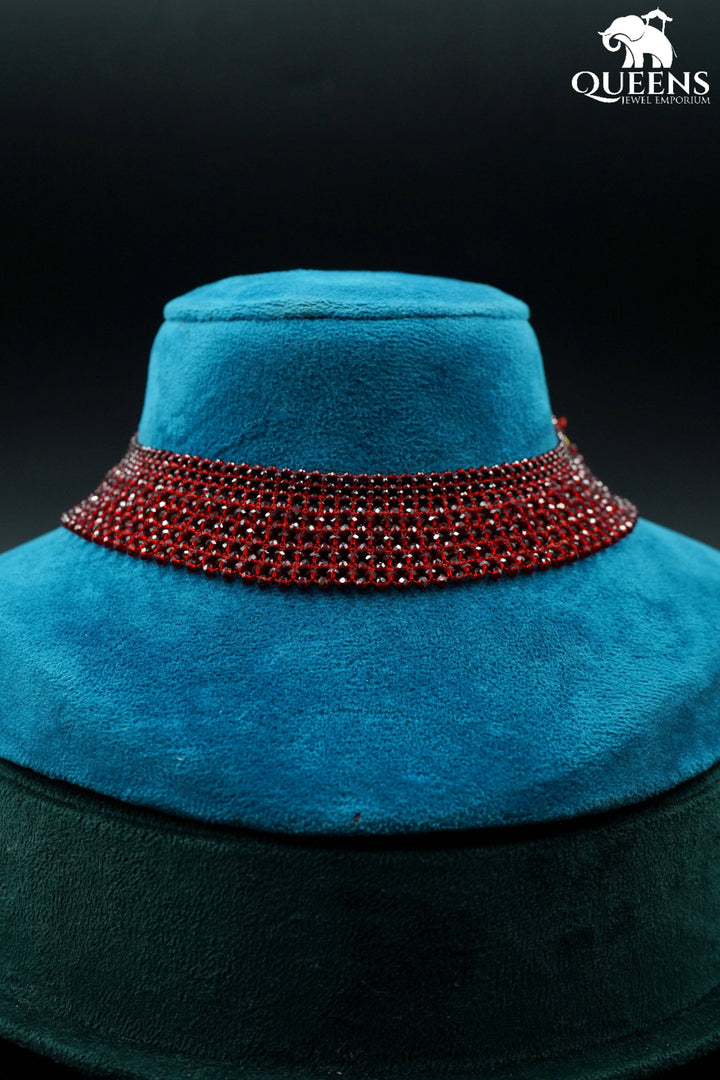 CRYSTAL NECKLACE - Queens Jewel Emporium