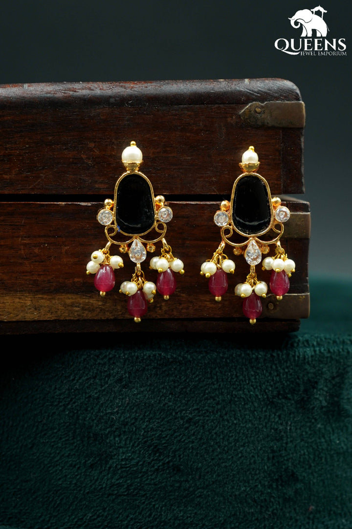 THIYA PEARL EARRINGS - BLACK - Queens Jewel Emporium