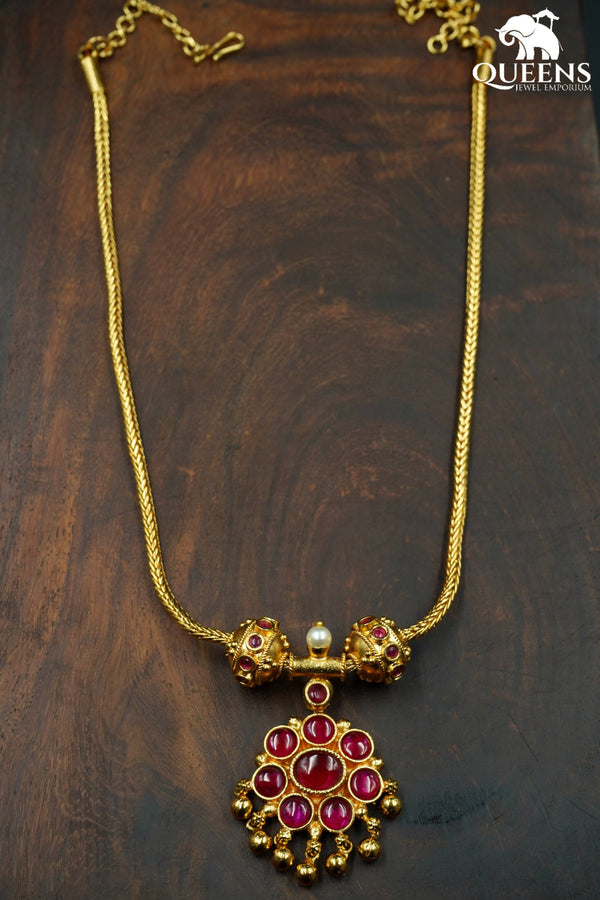 VAISHALI PATHAKAM NECKLACE - RED - Queens Jewel Emporium