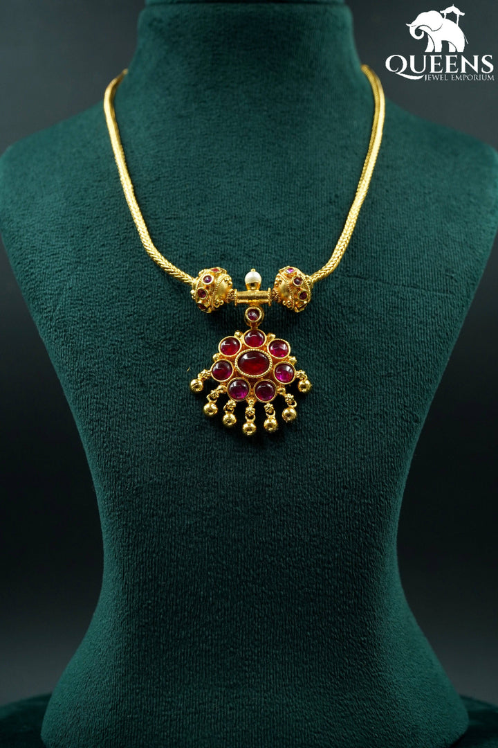 VAISHALI PATHAKAM NECKLACE - RED - Queens Jewel Emporium