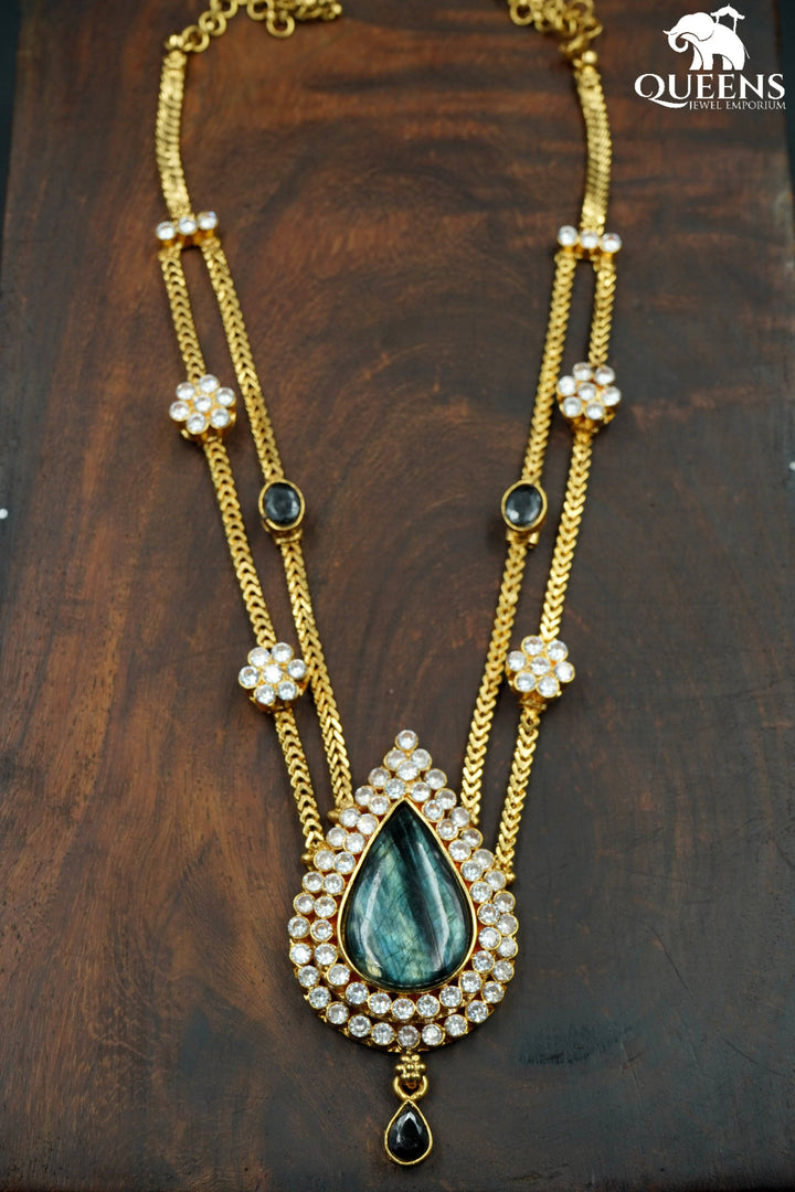 NIHANA NECKLACE - LABRADORITE - Queens Jewel Emporium