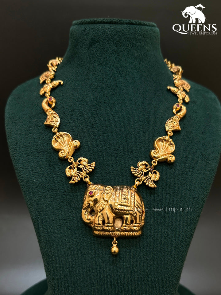 KAVITHAYINI NECKLACE - Queens Jewel Emporium