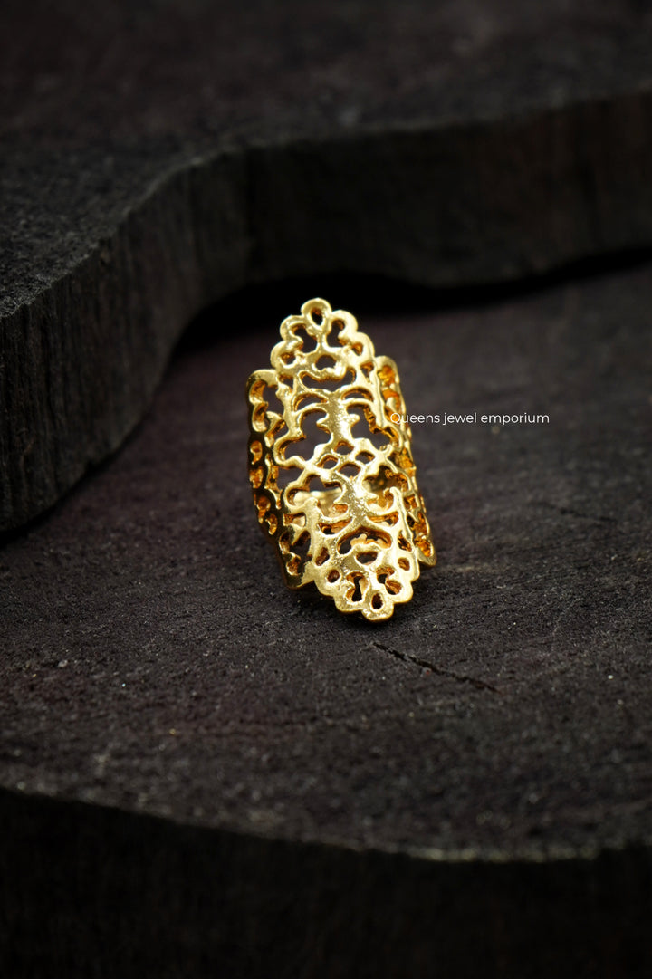APRANA FINGER RING - Queens Jewel Emporium