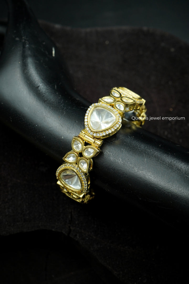 AKSHAYA BANGLES - Queens Jewel Emporium