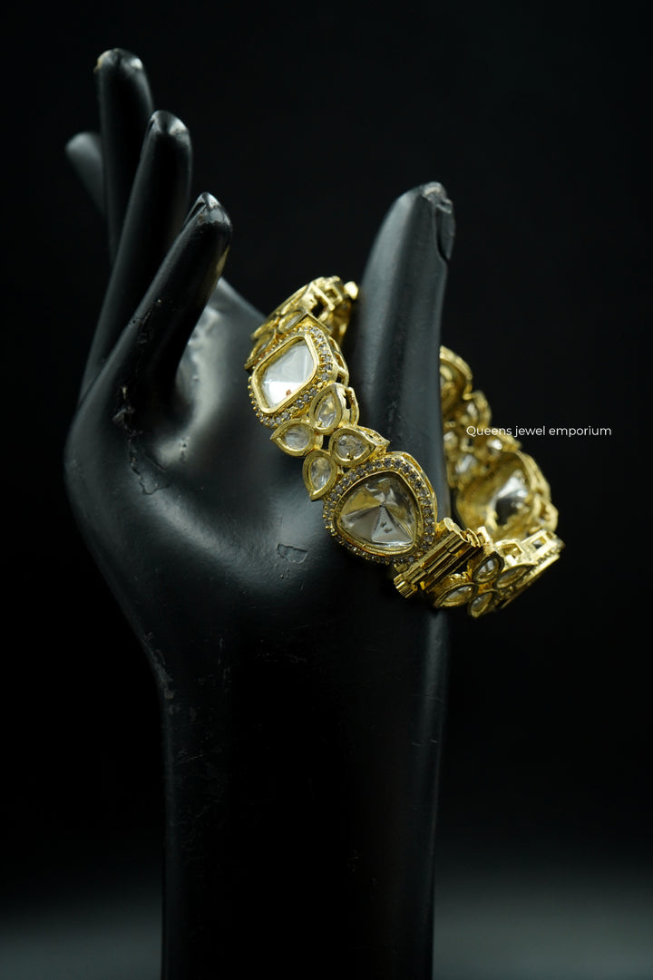 AKSHAYA BANGLES - Queens Jewel Emporium