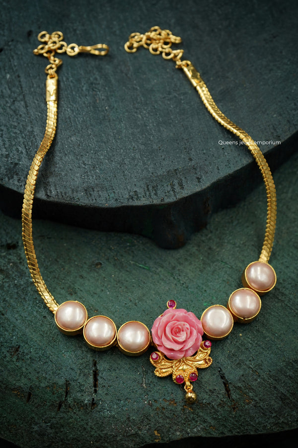 VINUMAYA NECKLACE - PINK - Queens Jewel Emporium