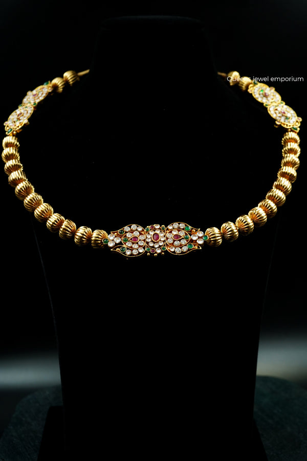 AMRITHA HASLI  NECKLACE