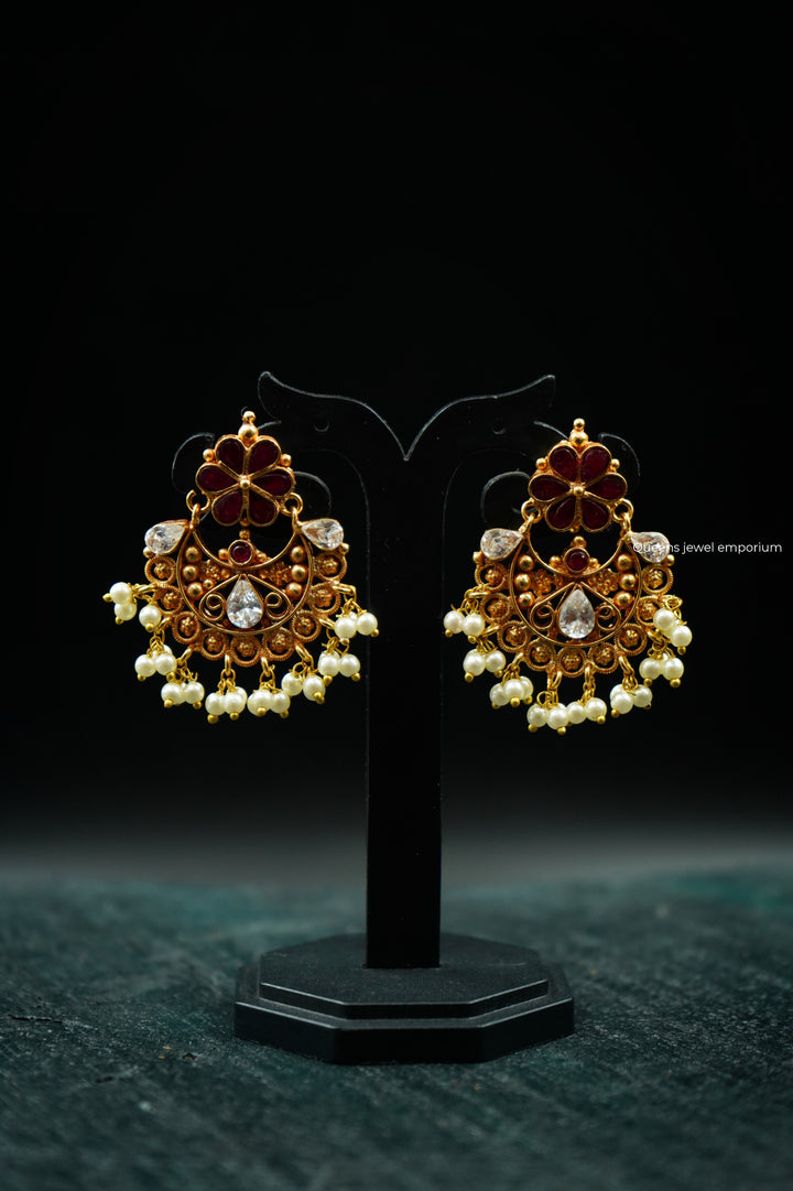 YAAZHINI LOOK - Queens Jewel Emporium