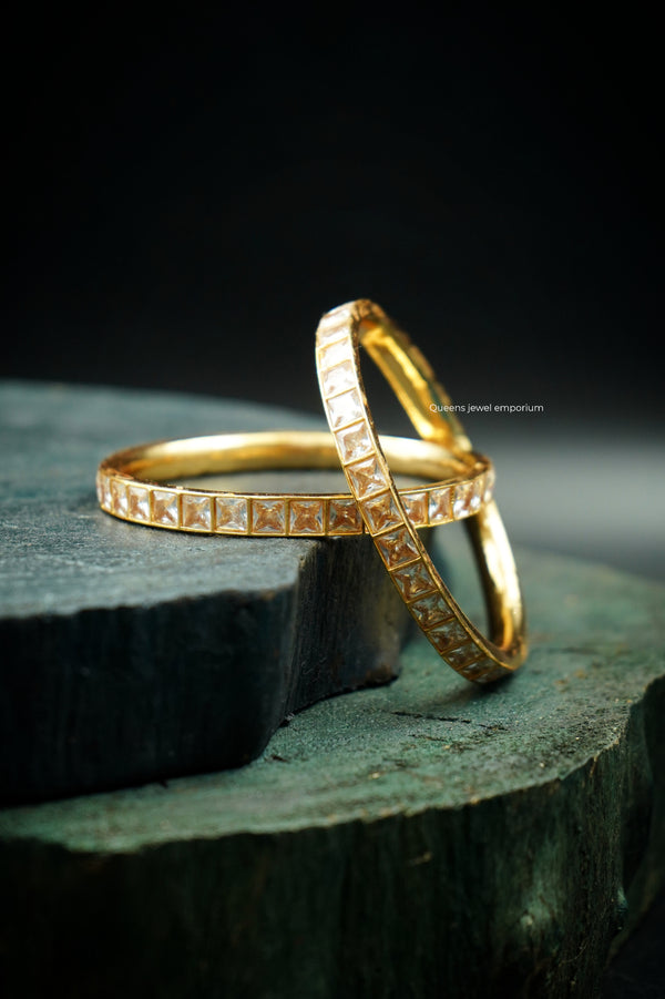 AKSHARA SATHURA BANGLE - ZIRCON - Queens Jewel Emporium