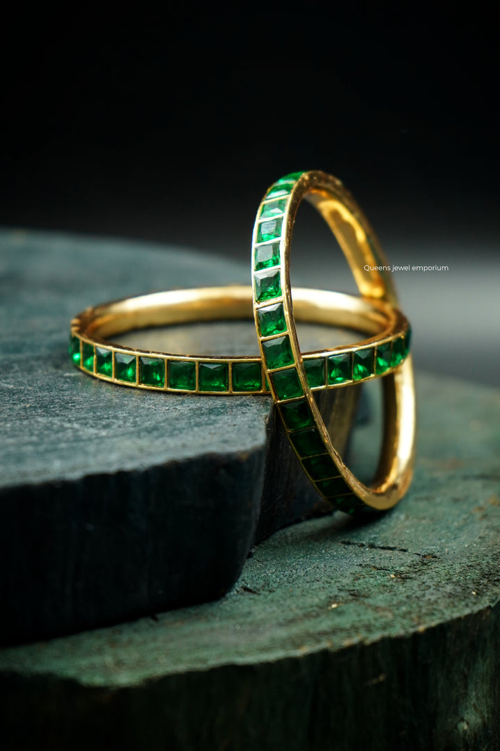 THARAGAI LOOK - Queens Jewel Emporium