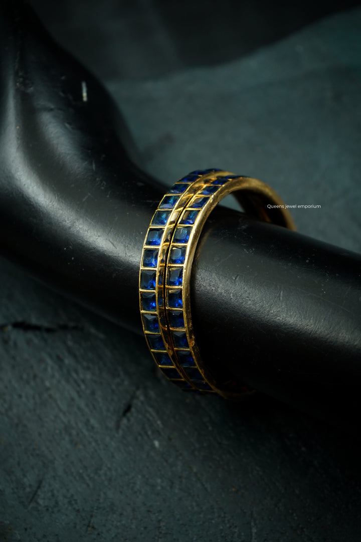 ADVIKA SATHURA BANGLE - NAVY BLUE - Queens Jewel Emporium