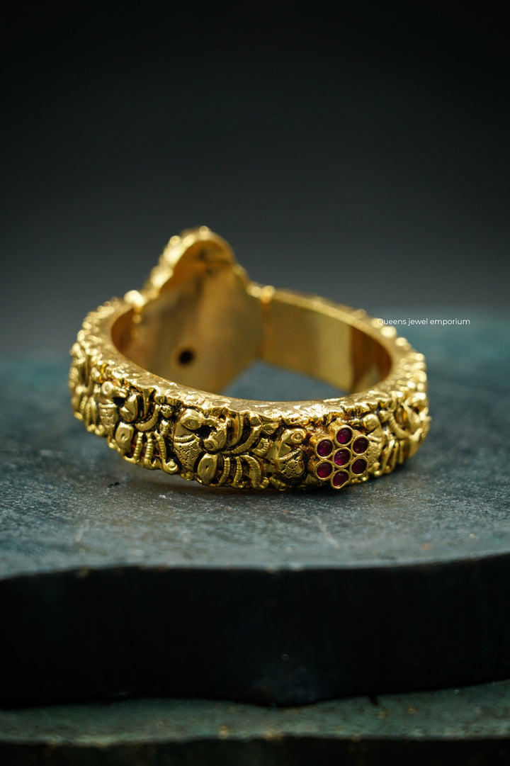KOTHAI NAGAS KADA - Queens Jewel Emporium