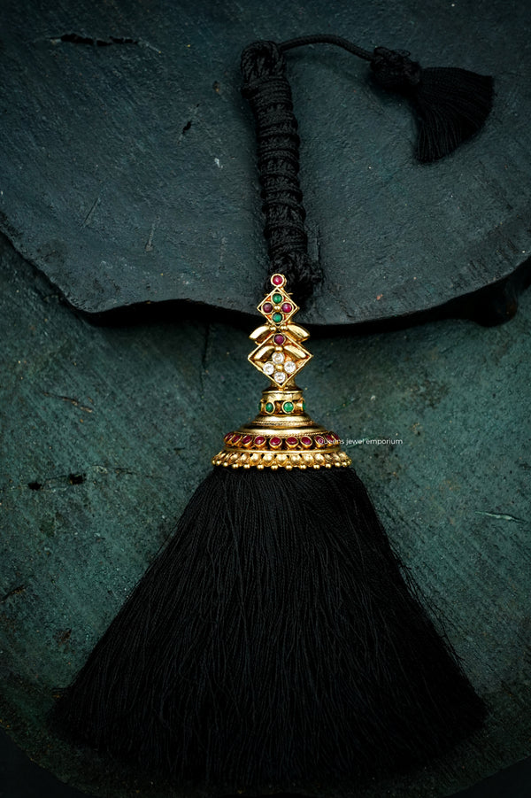 JANANI KUNJAM - Queens Jewel Emporium