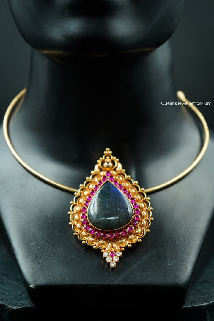 RITHIKA PENDANT - Queens Jewel Emporium