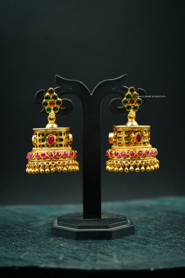 SUNDARI JHUMKA