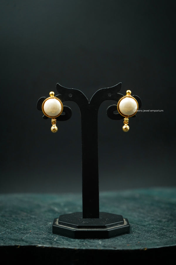YATRA STUD - Queens Jewel Emporium