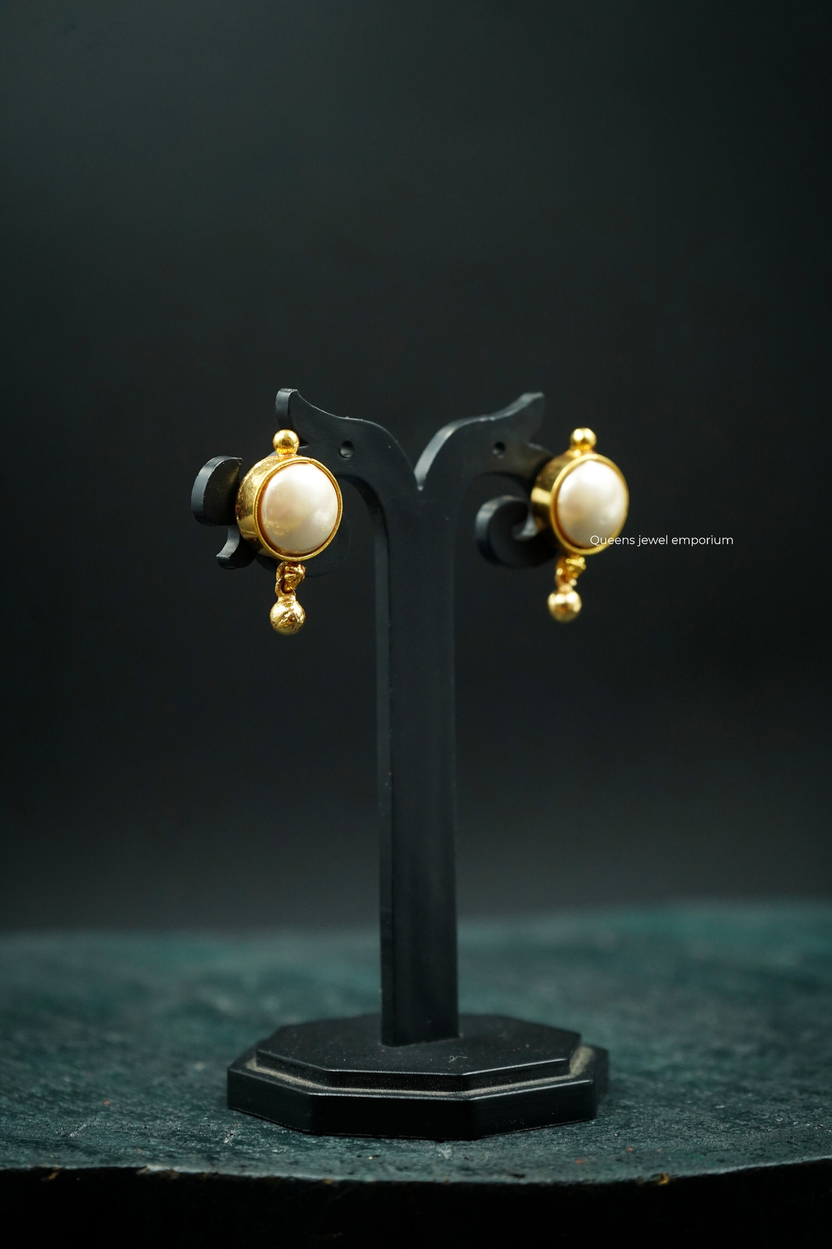YATRA STUD - Queens Jewel Emporium