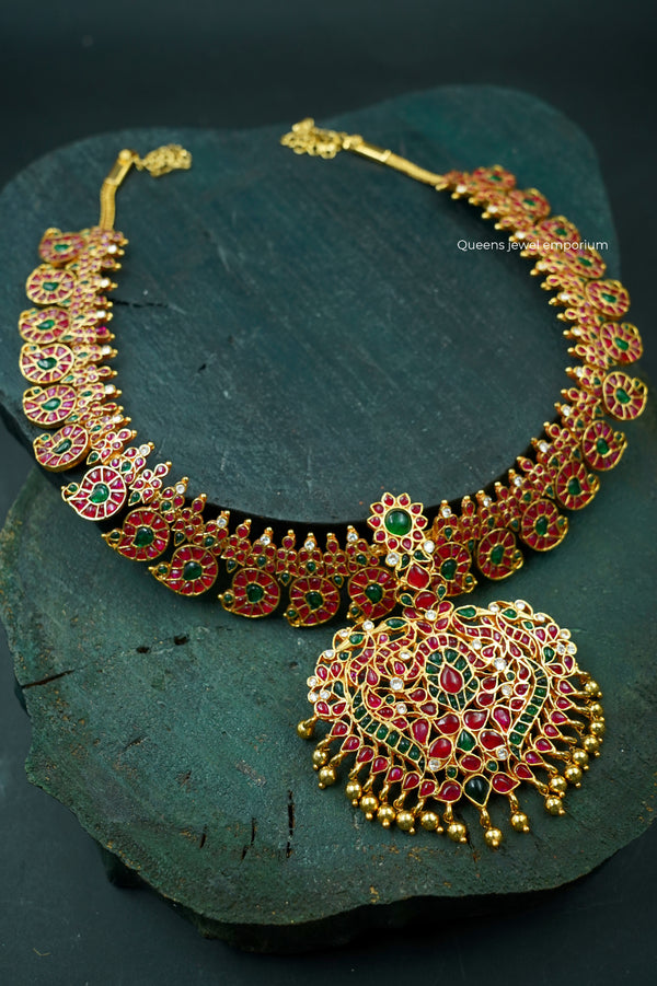 GOWRI KEMP MANGO MALA