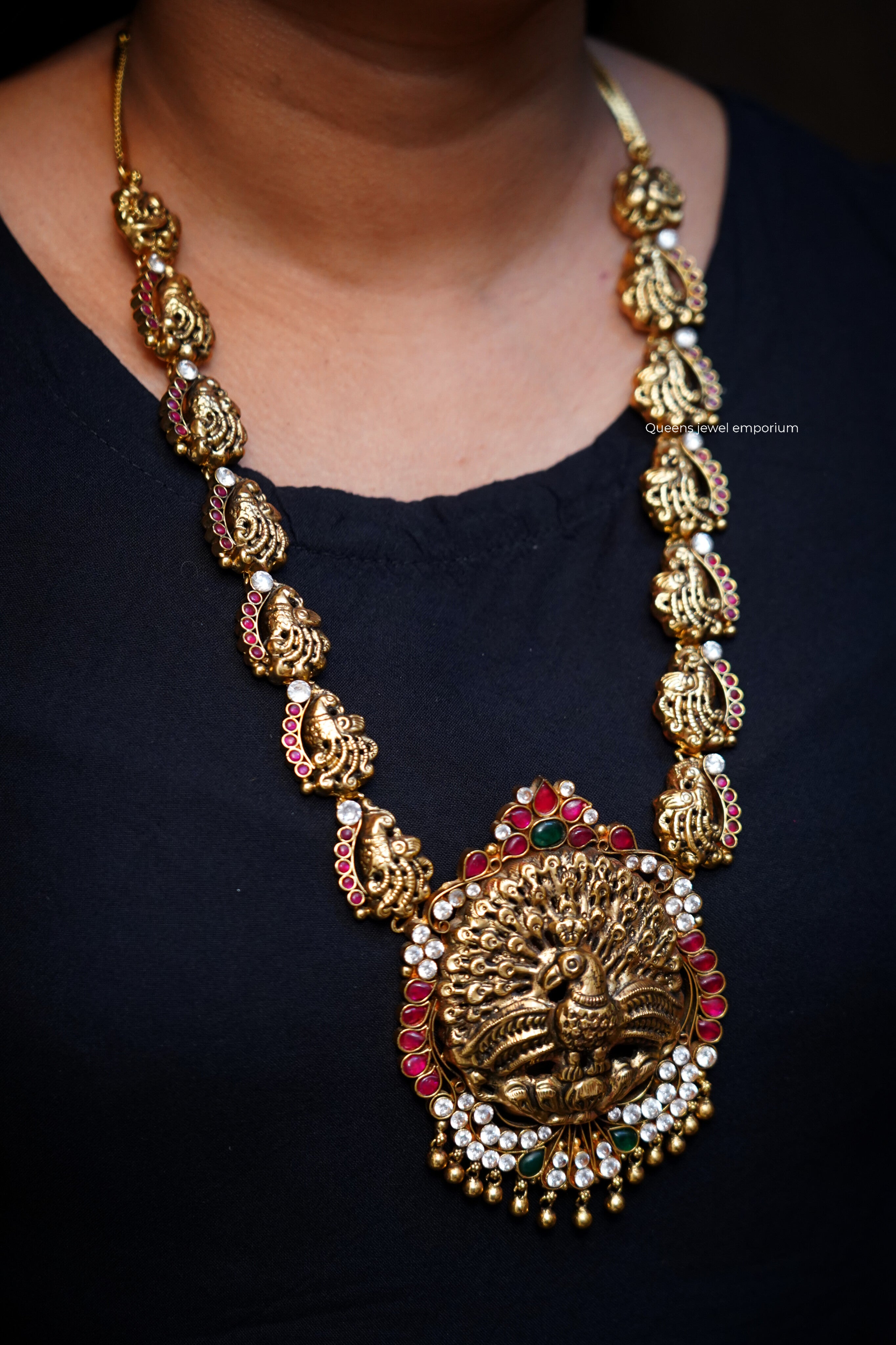 NEELAVENI HARAM - Queens Jewel Emporium