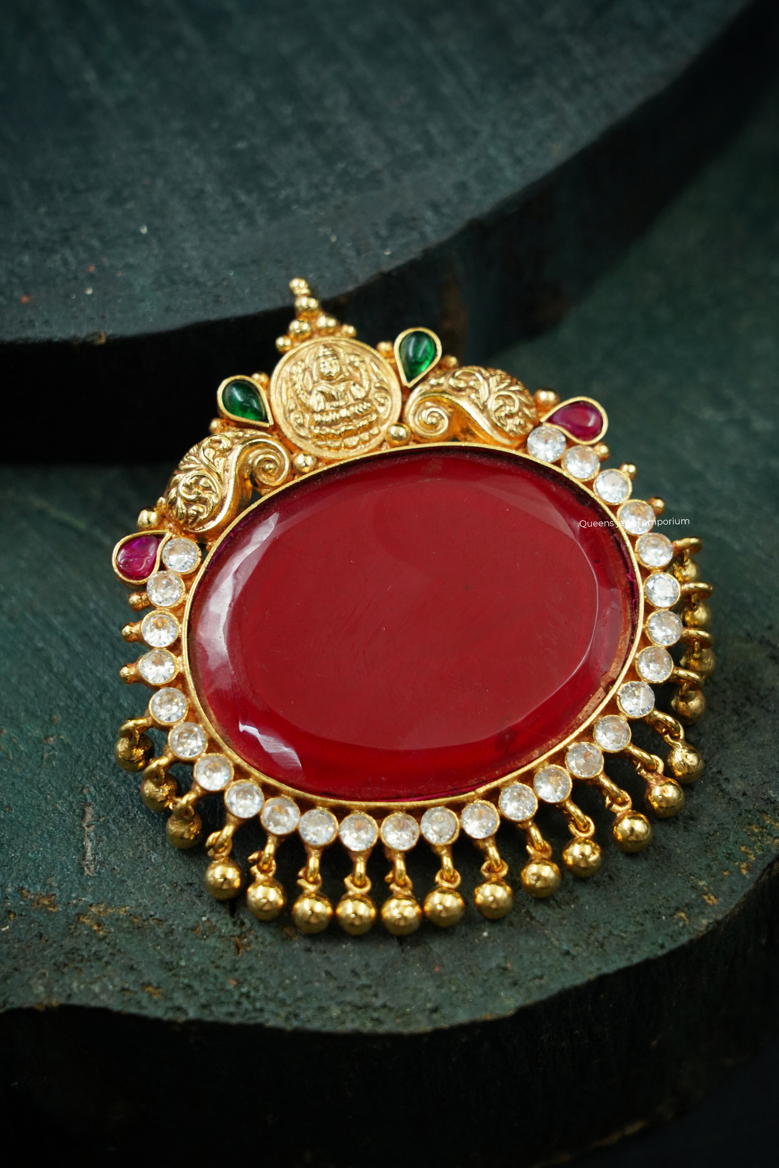 SUBHAMANJARI PENDANT ( RED ONYX)
