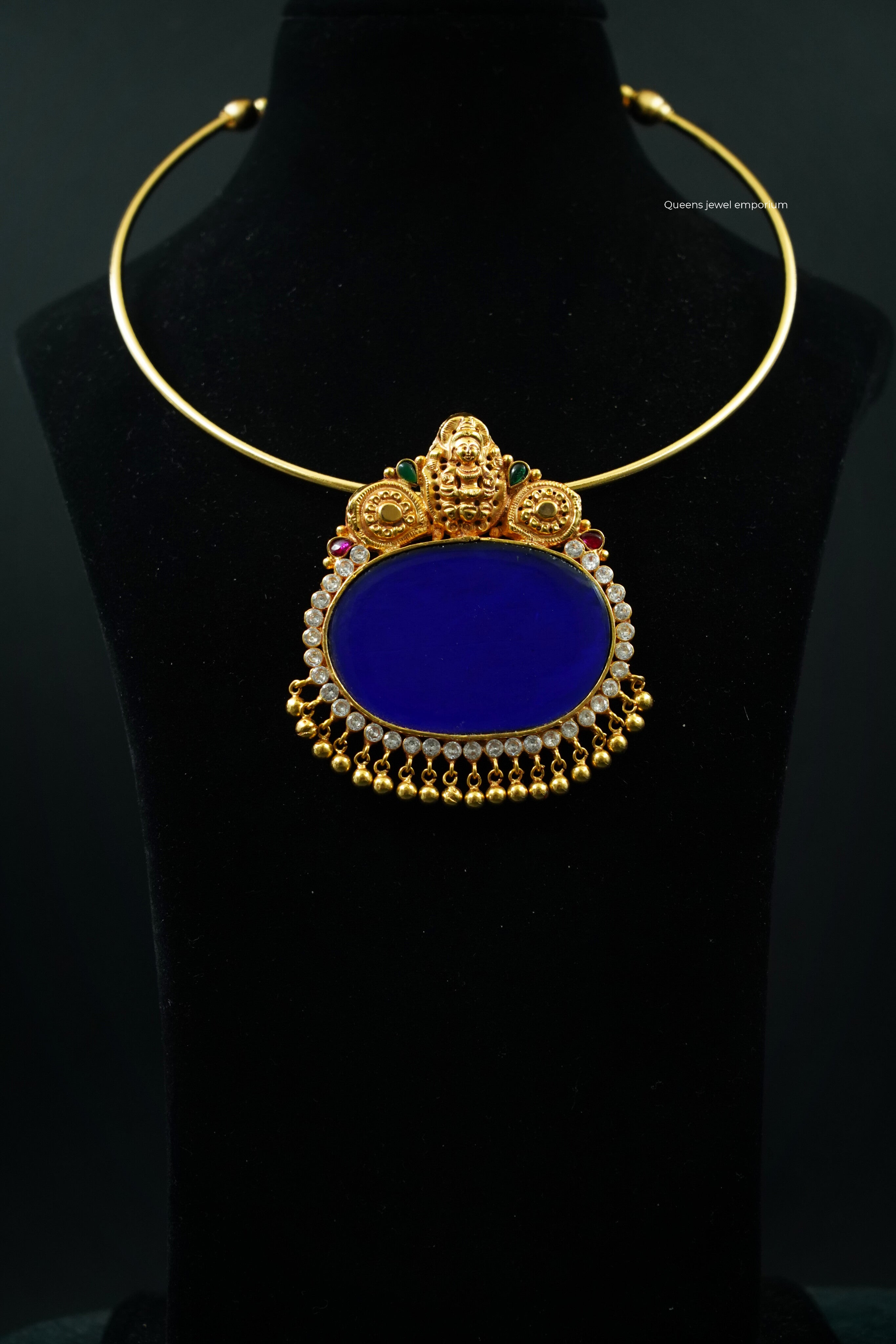 SUBHAMANJARI PENDANT ( BLUE ONYX)