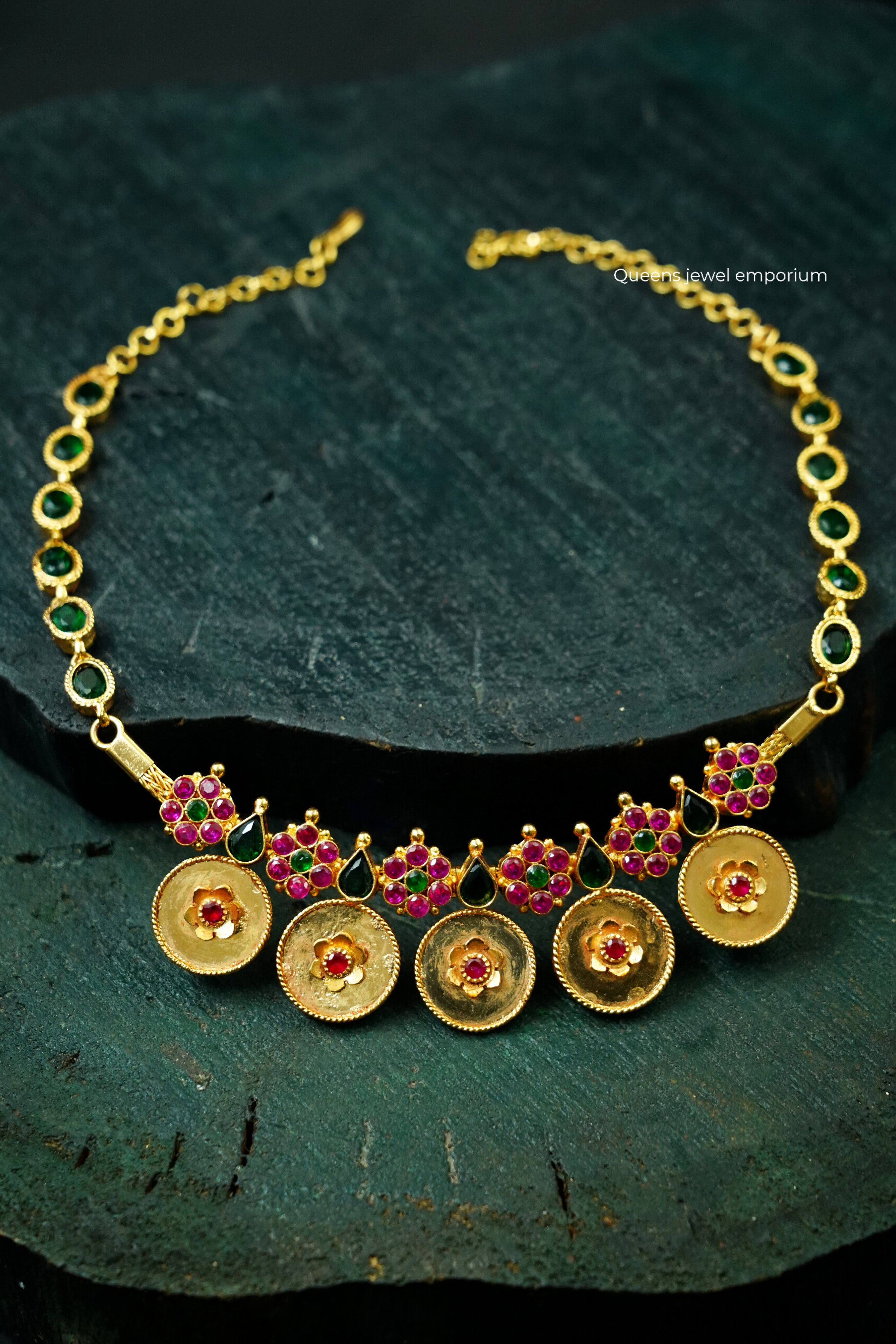 Swarna Kasu Temple Necklace - Queens Jewel Emporium