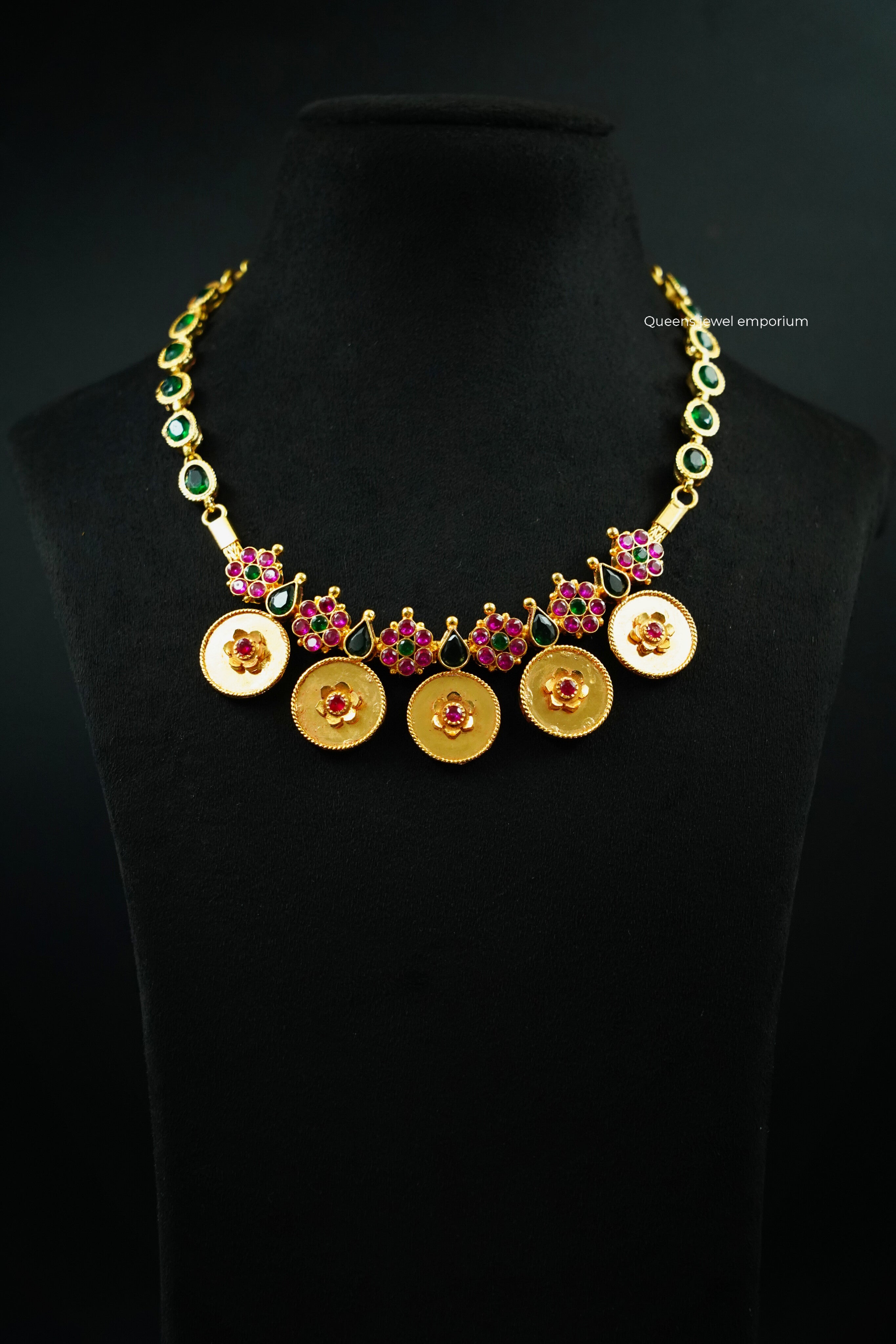 Swarna Kasu Temple Necklace