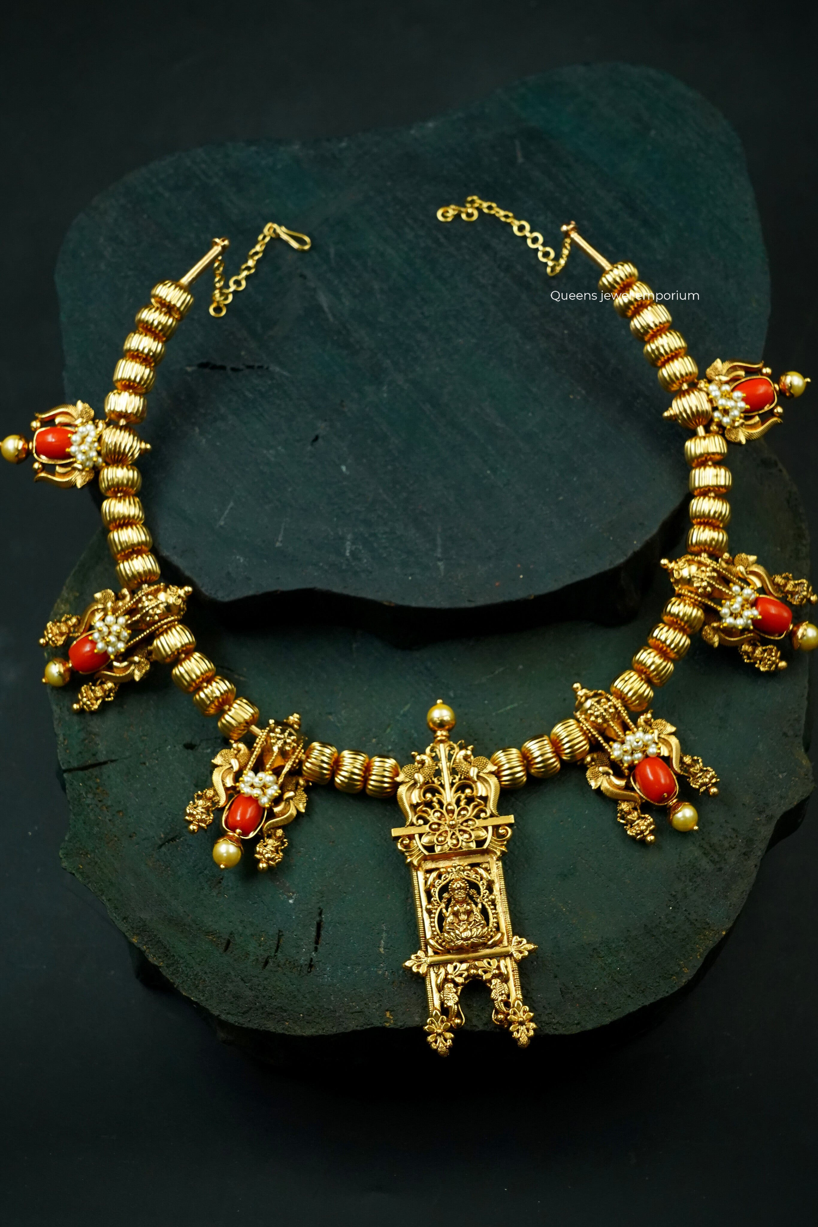 Lakshmi Nagas Hasli Set