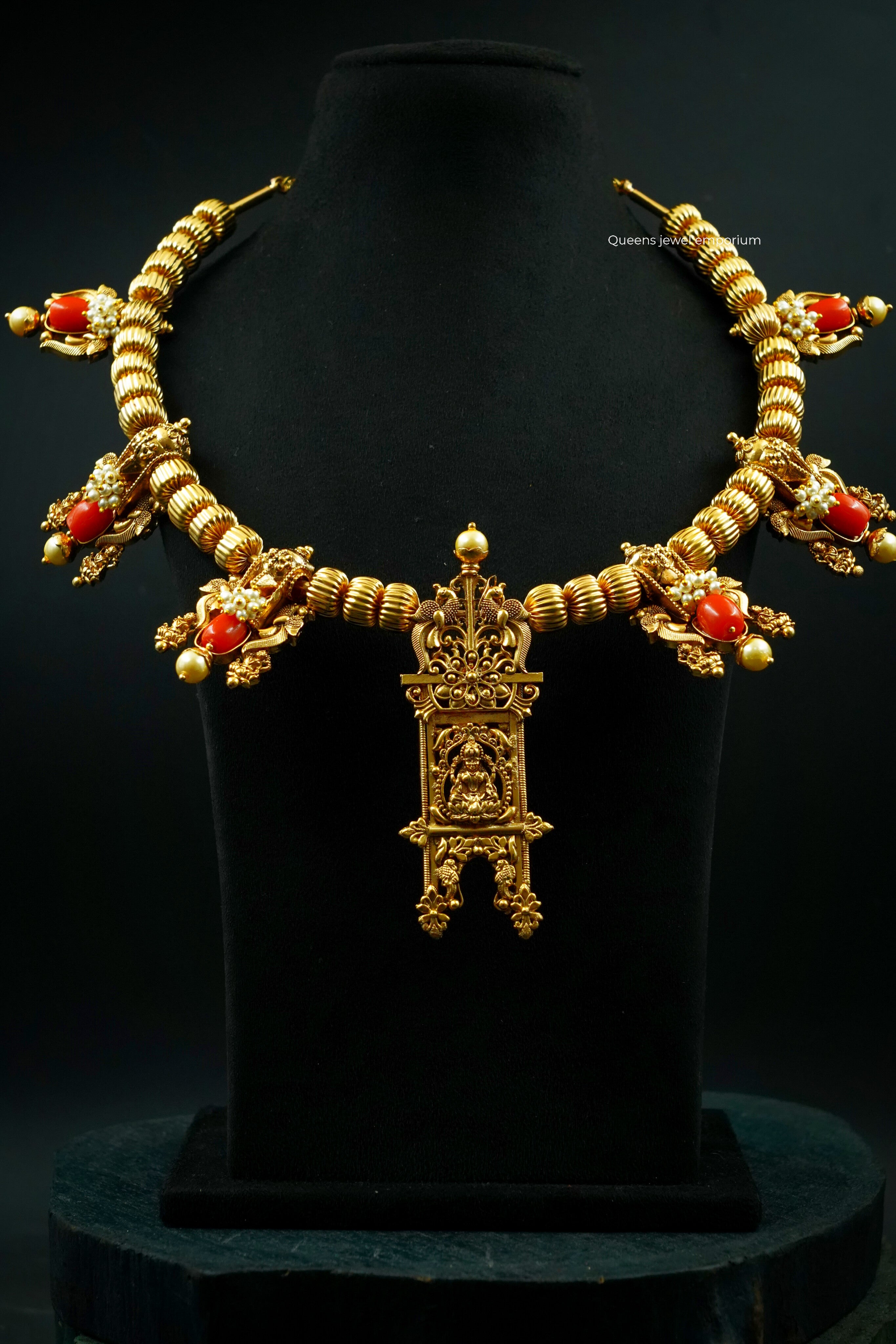 Lakshmi Nagas Hasli Set