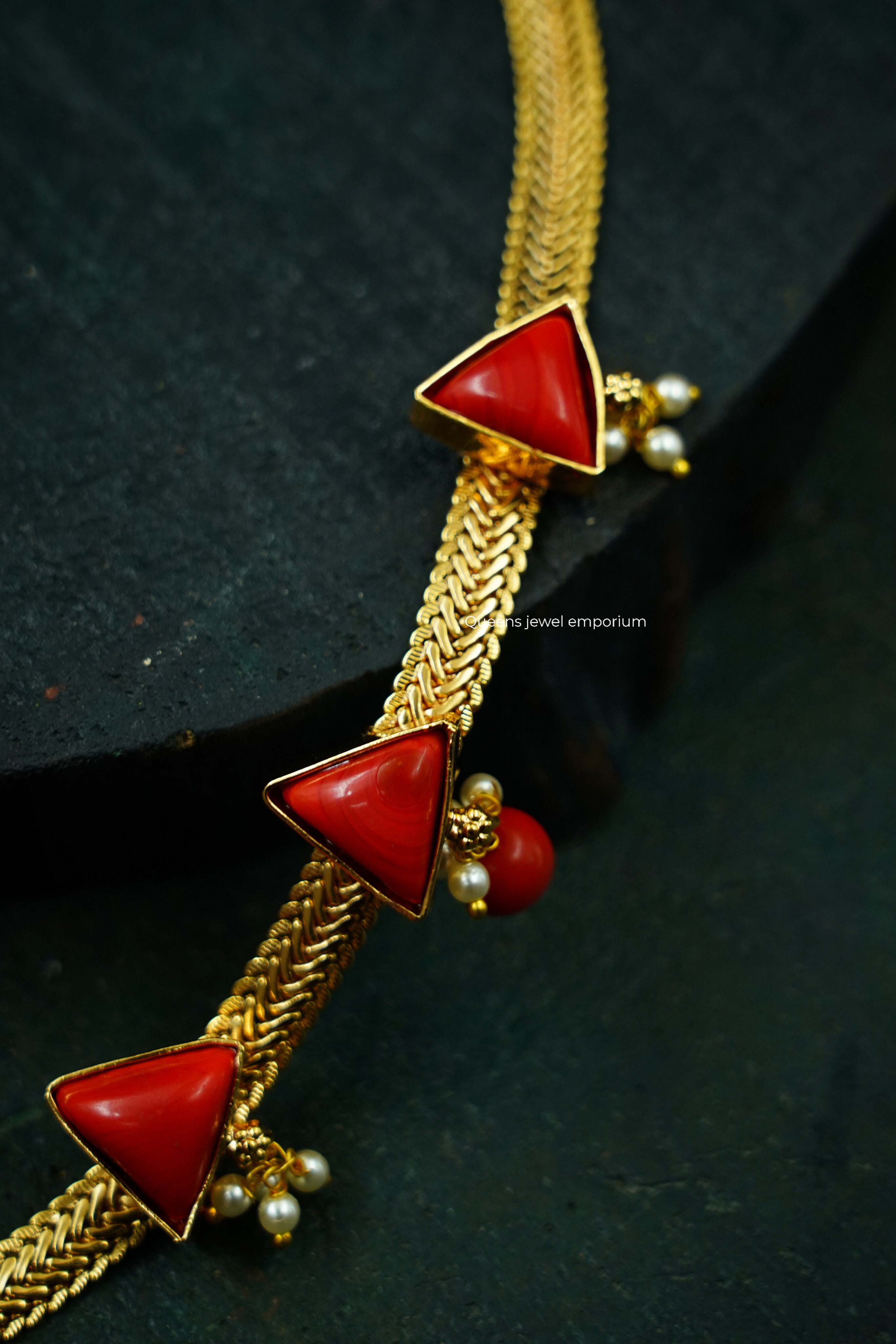 Kumkuma Varna Necklace