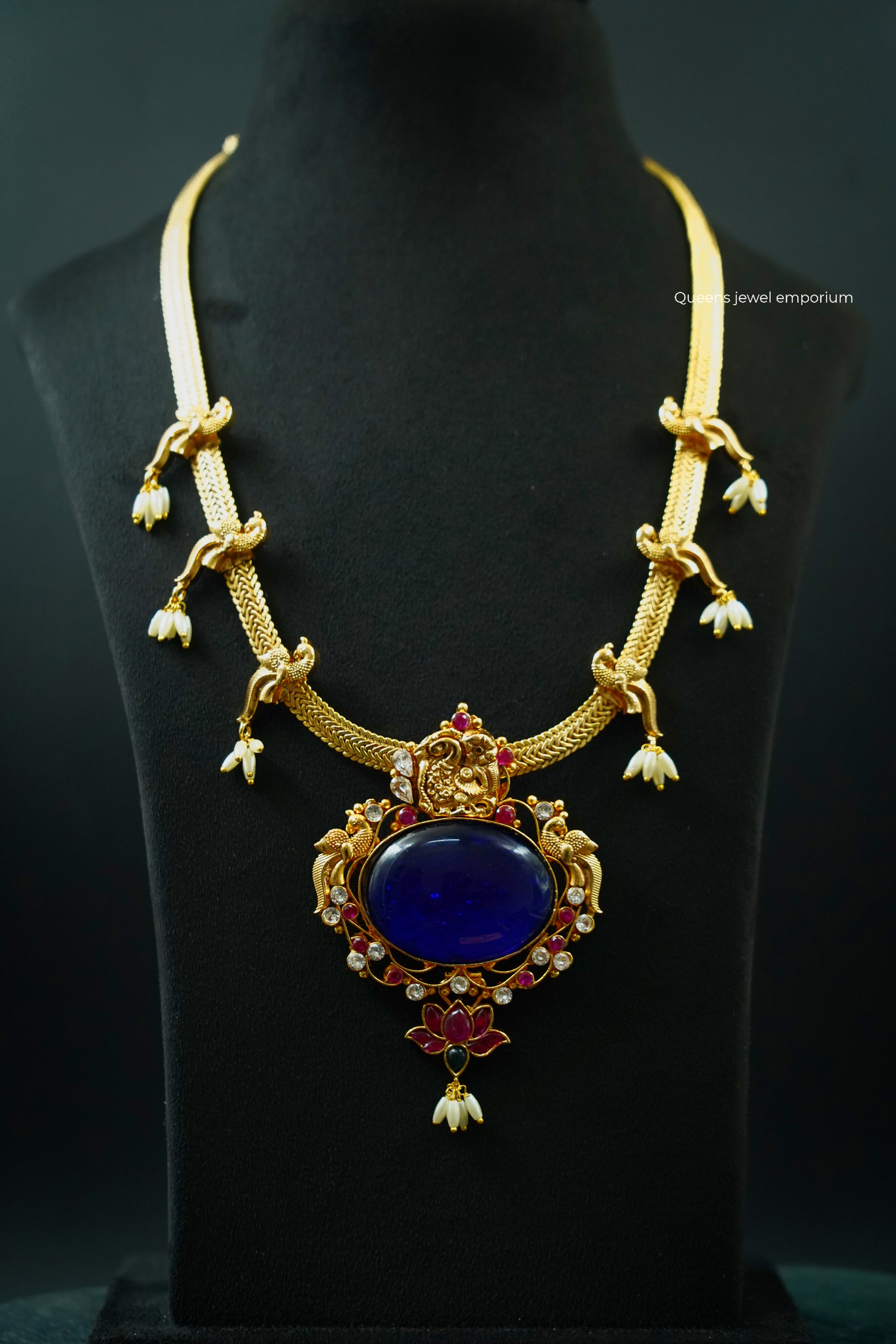 Neela Varna Necklace