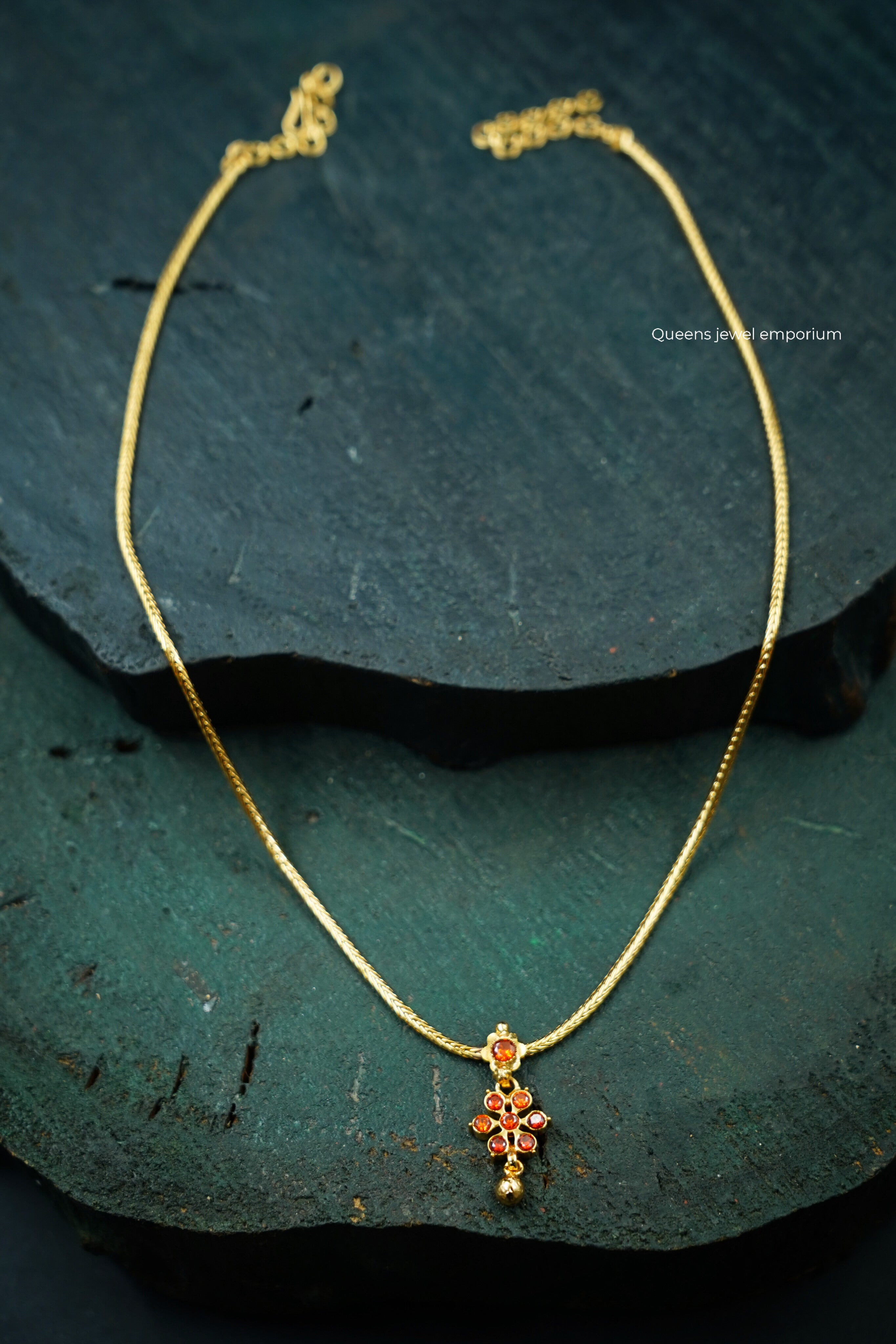 AJEEVA NECKLACE