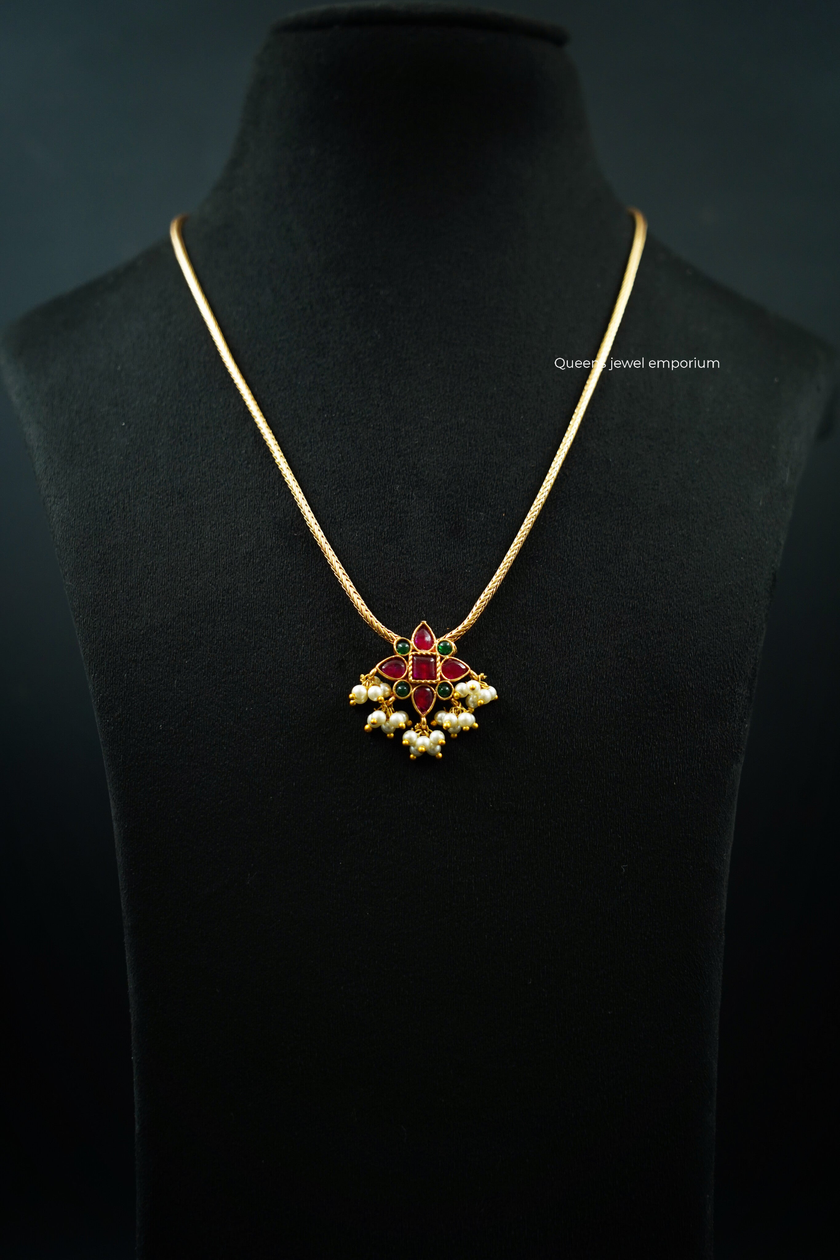 Laksha Necklace