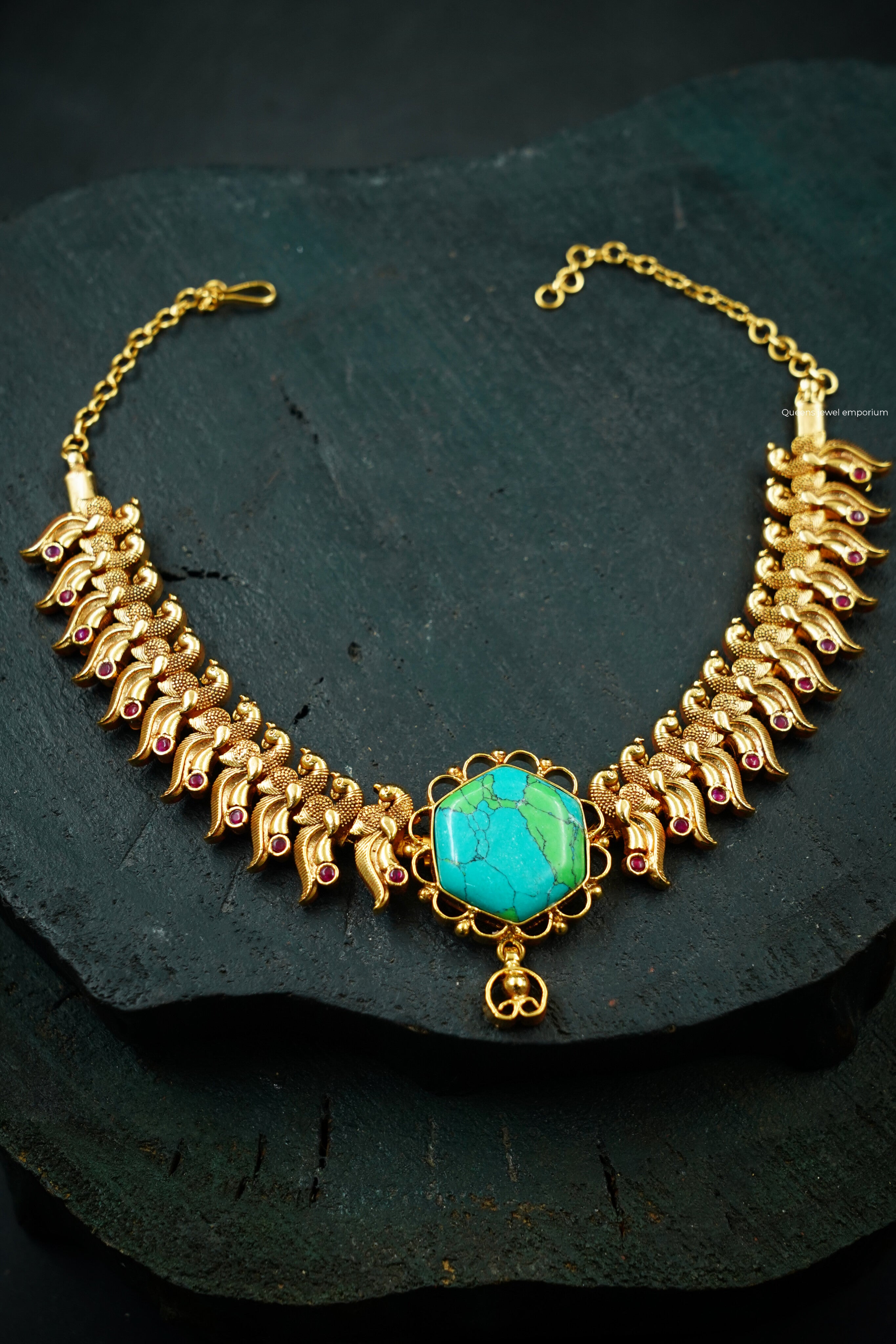 Hasvitha Necklace