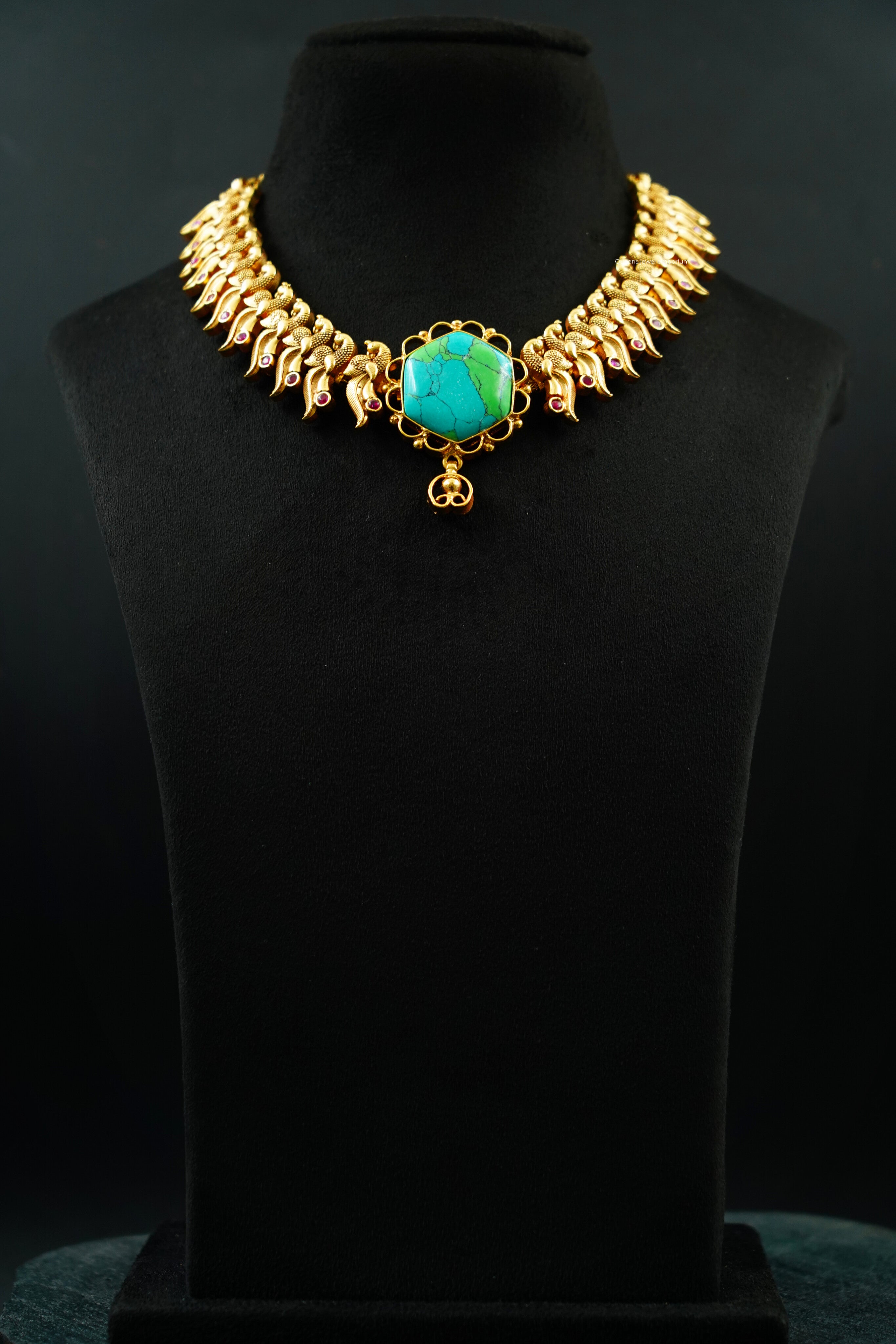 Hasvitha Necklace