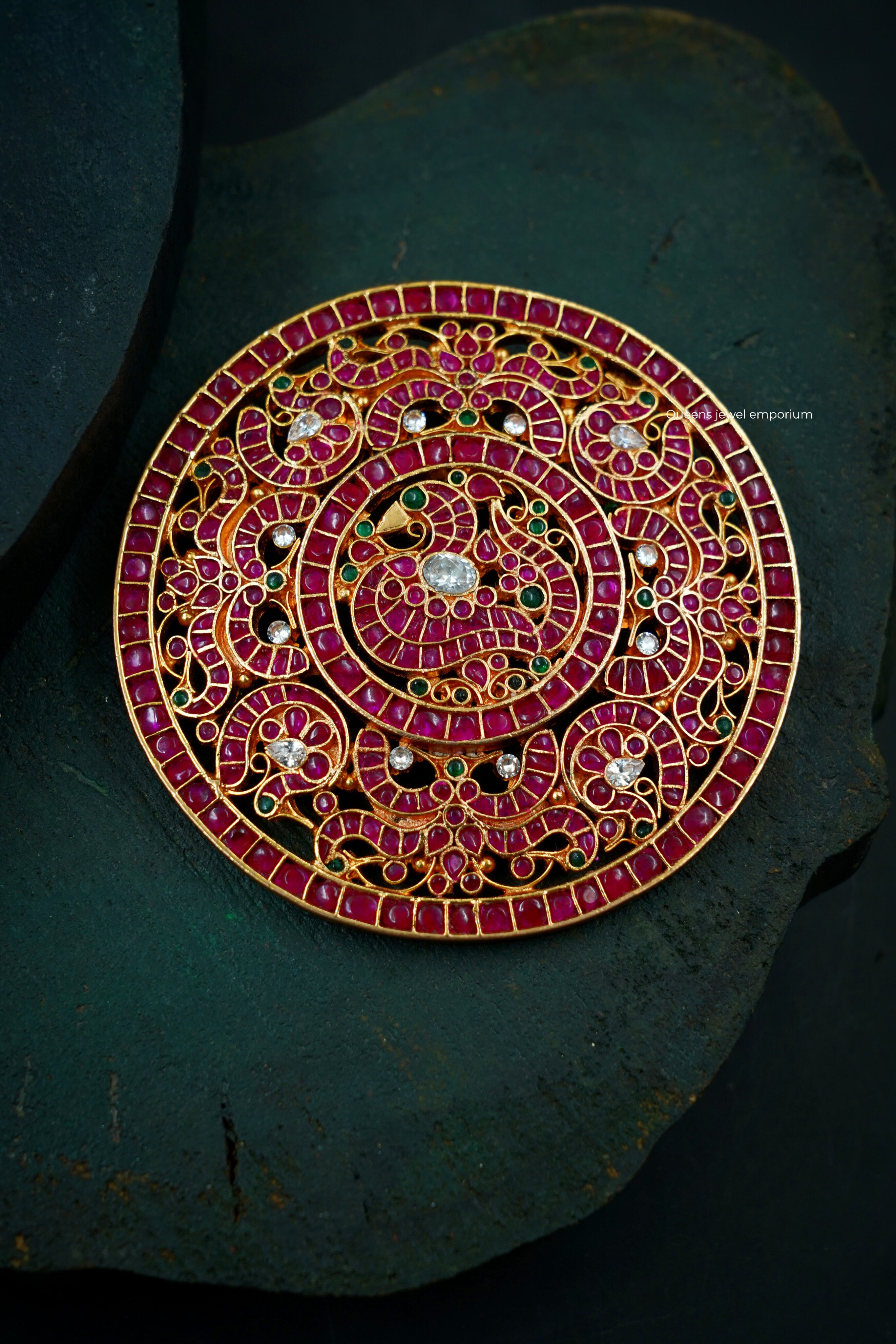 Viduliya Rakadai Pendant