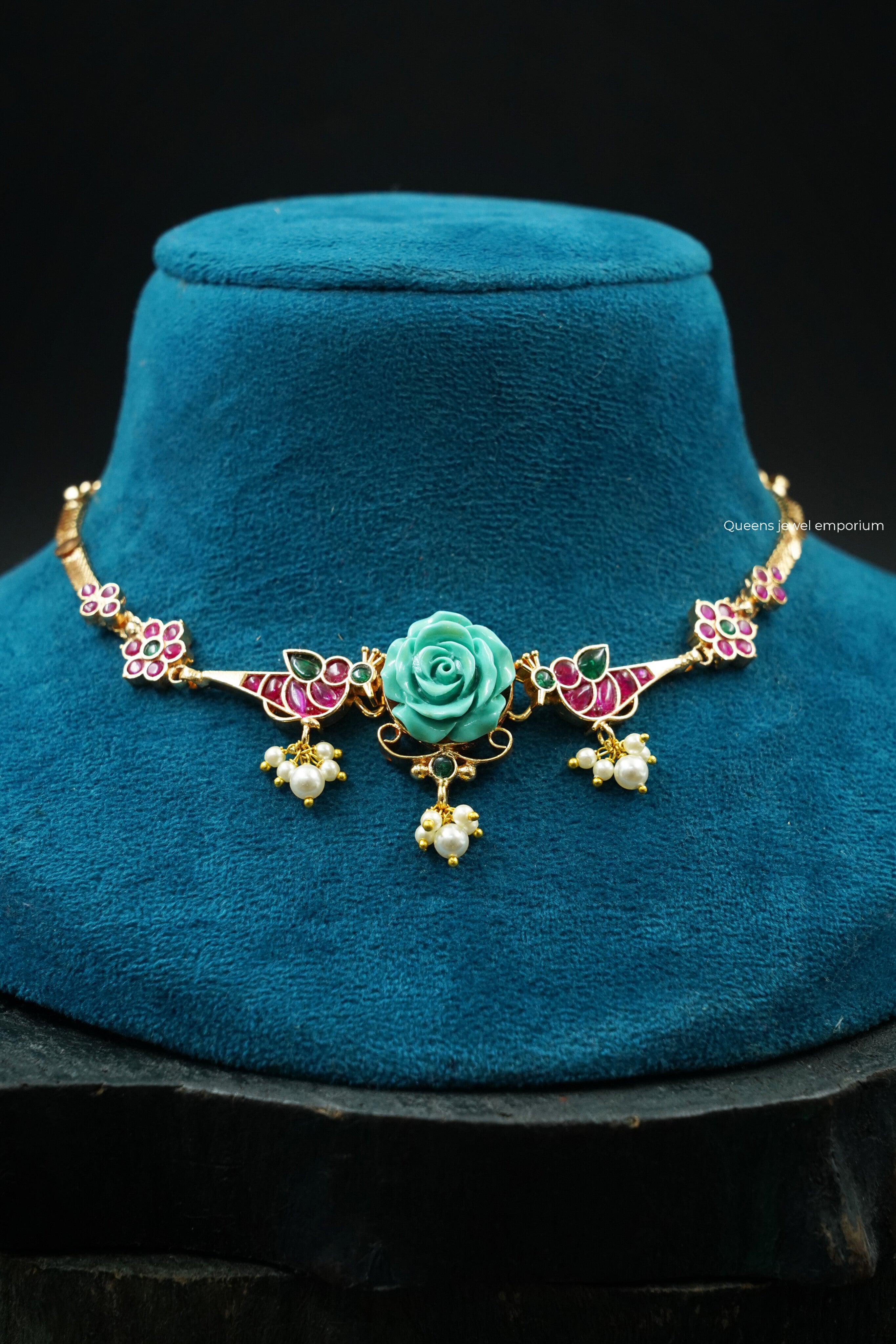 Rohika Rose Necklace