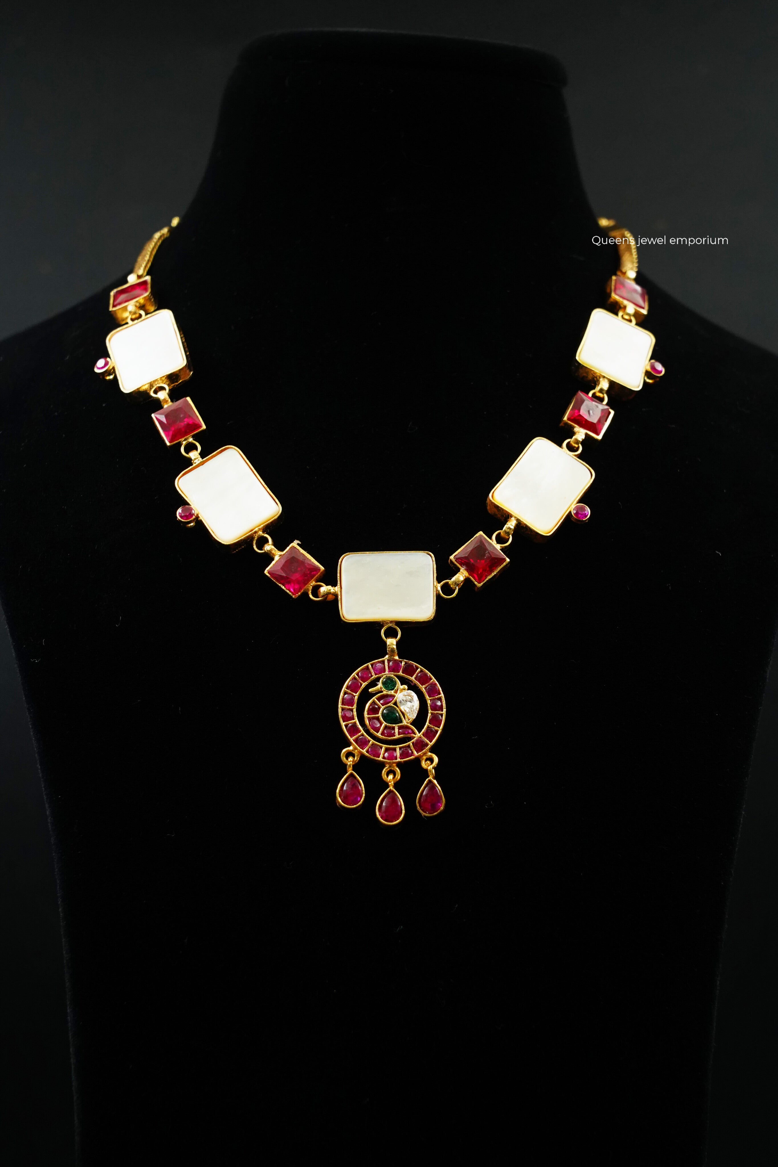 Muktha Pearl Necklace