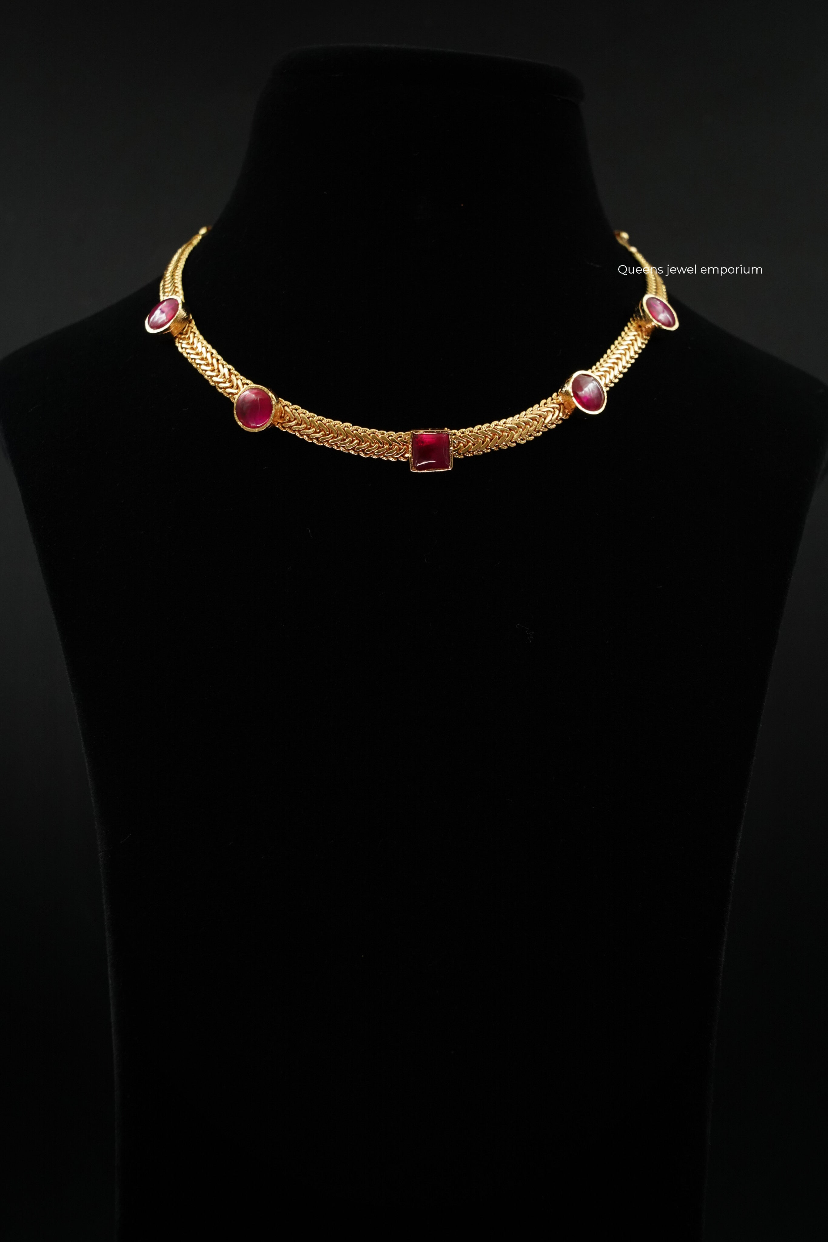 Srivika Kemp Necklace