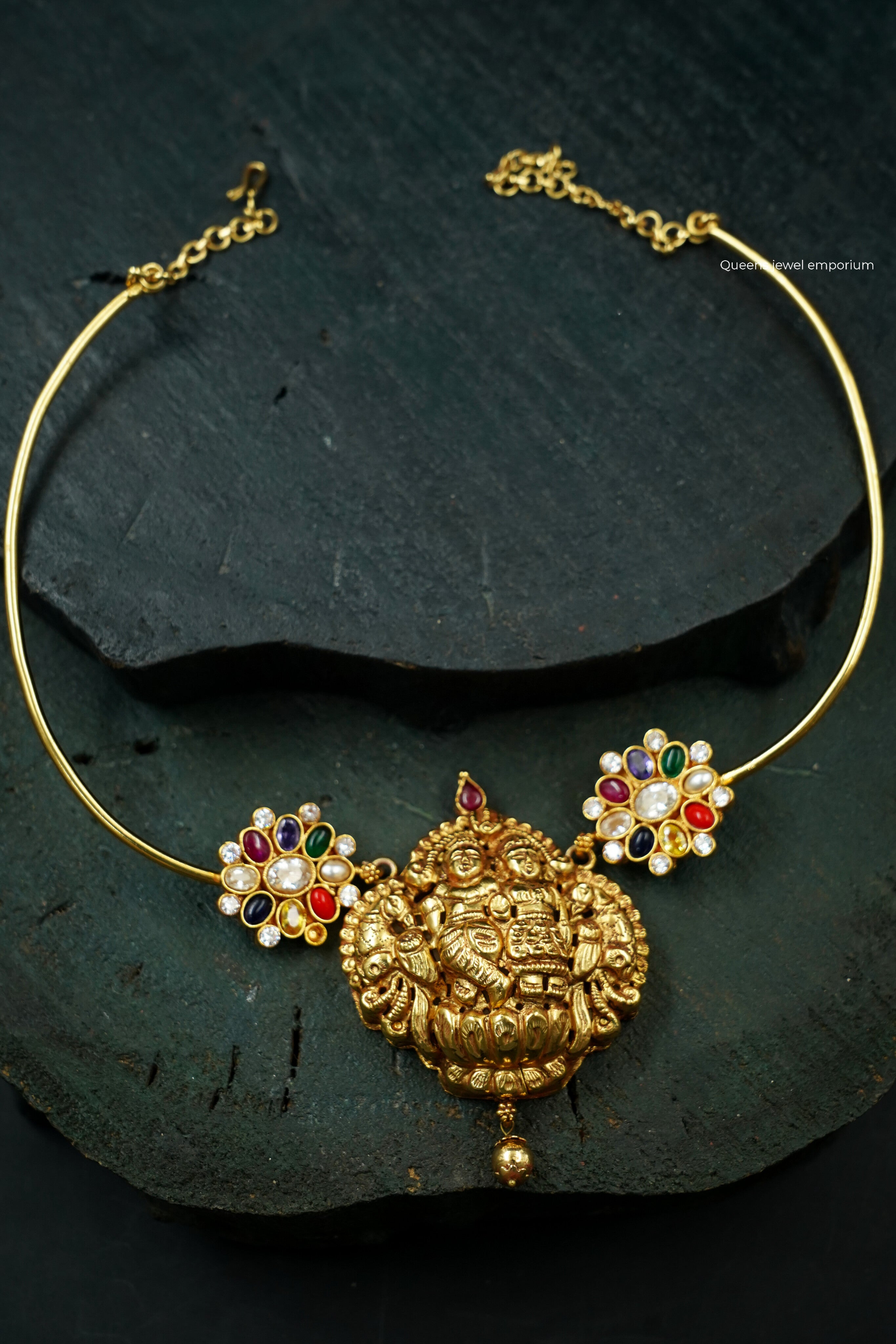Krishnar Hasli Necklace