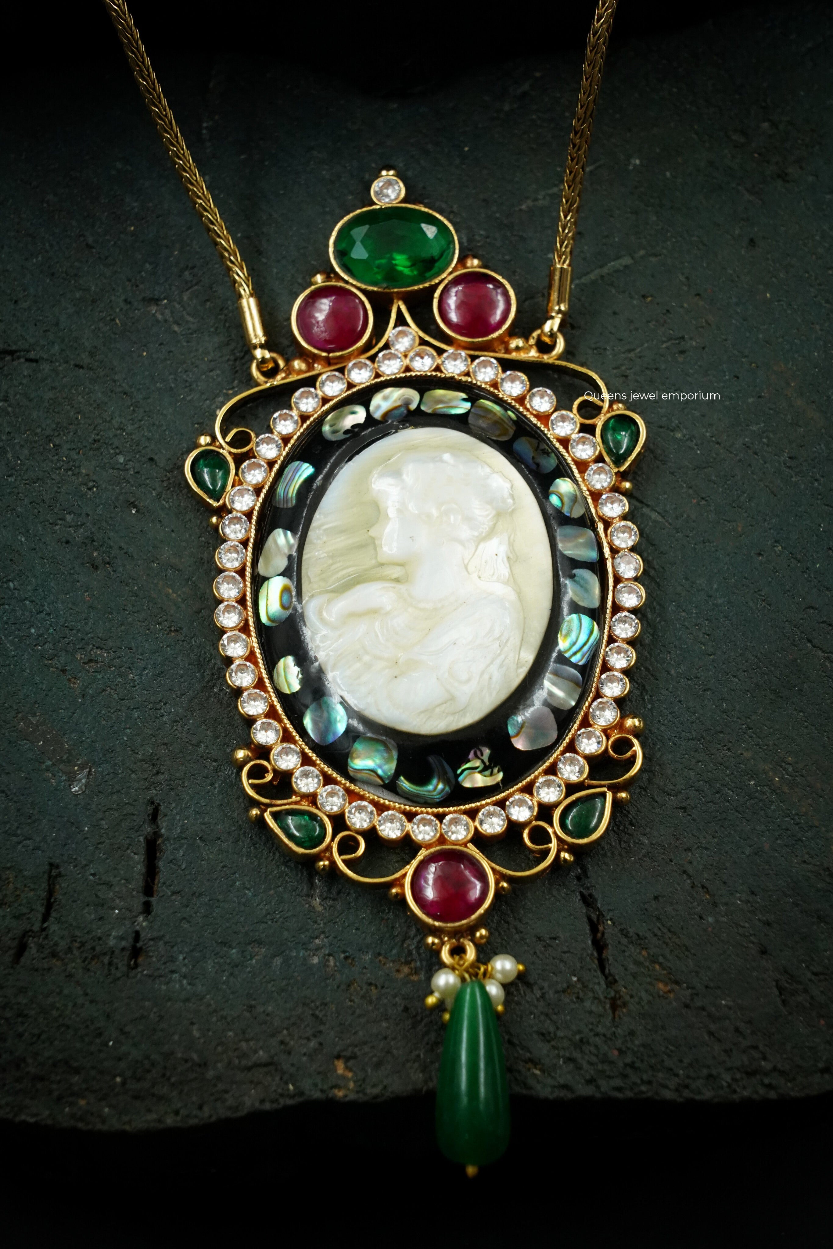 Lady Victoria Mother Of Pearl Necklace