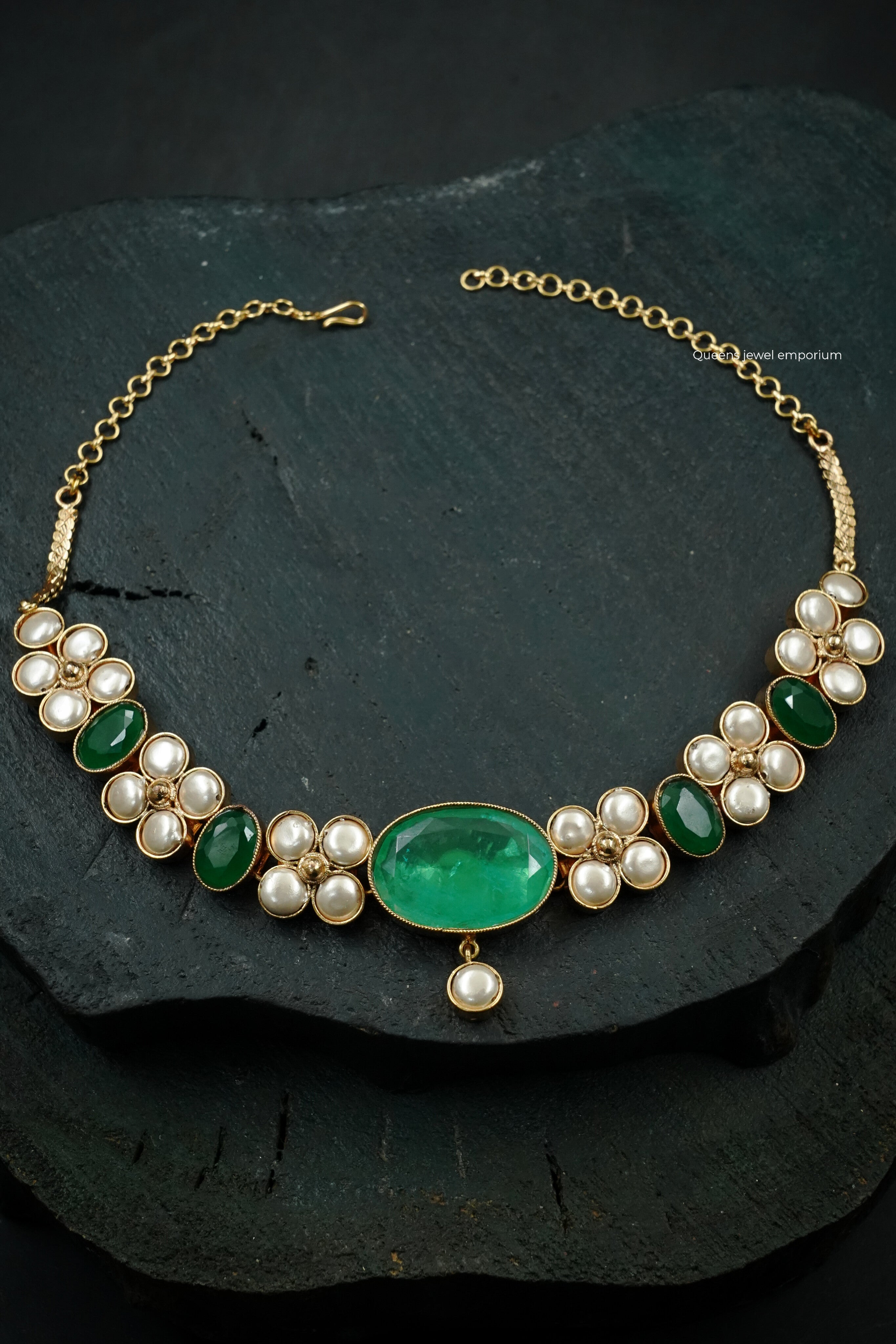 Imperial Pearl Choker