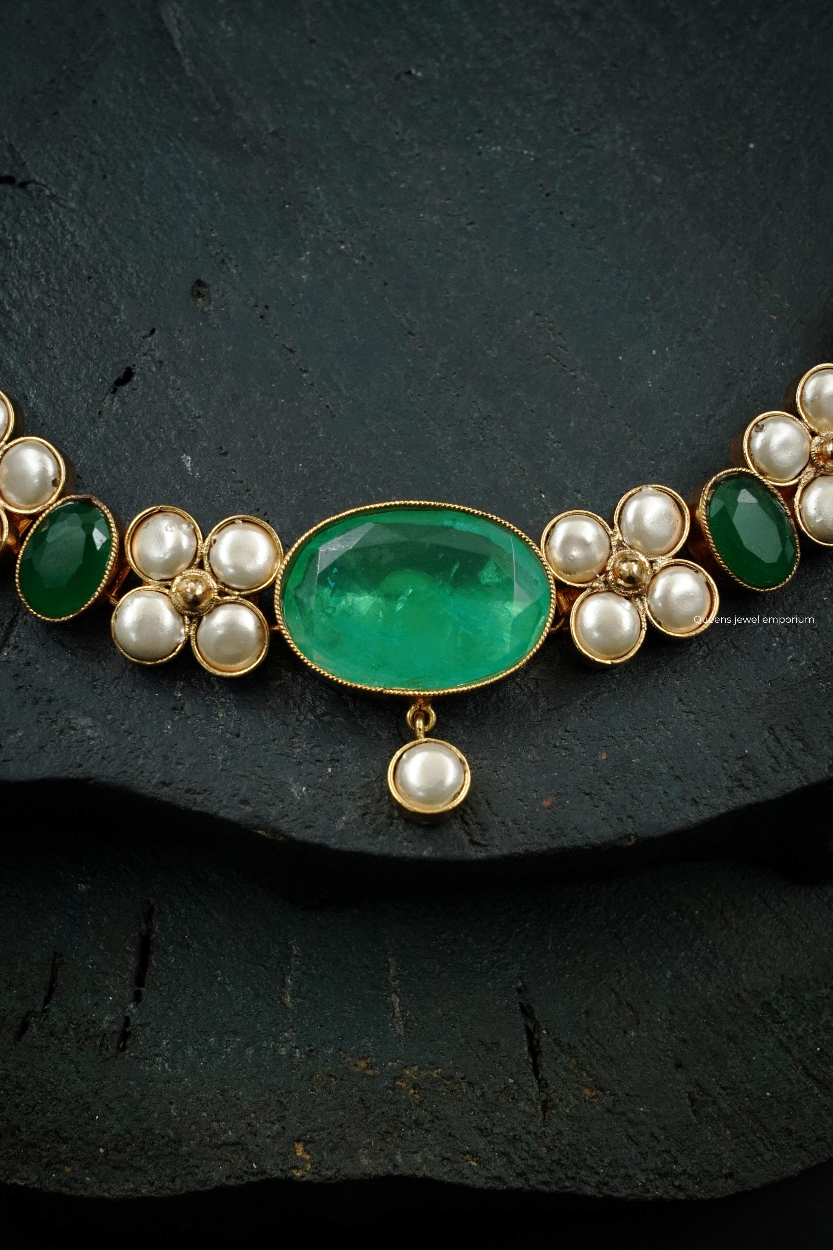 Imperial Pearl Choker