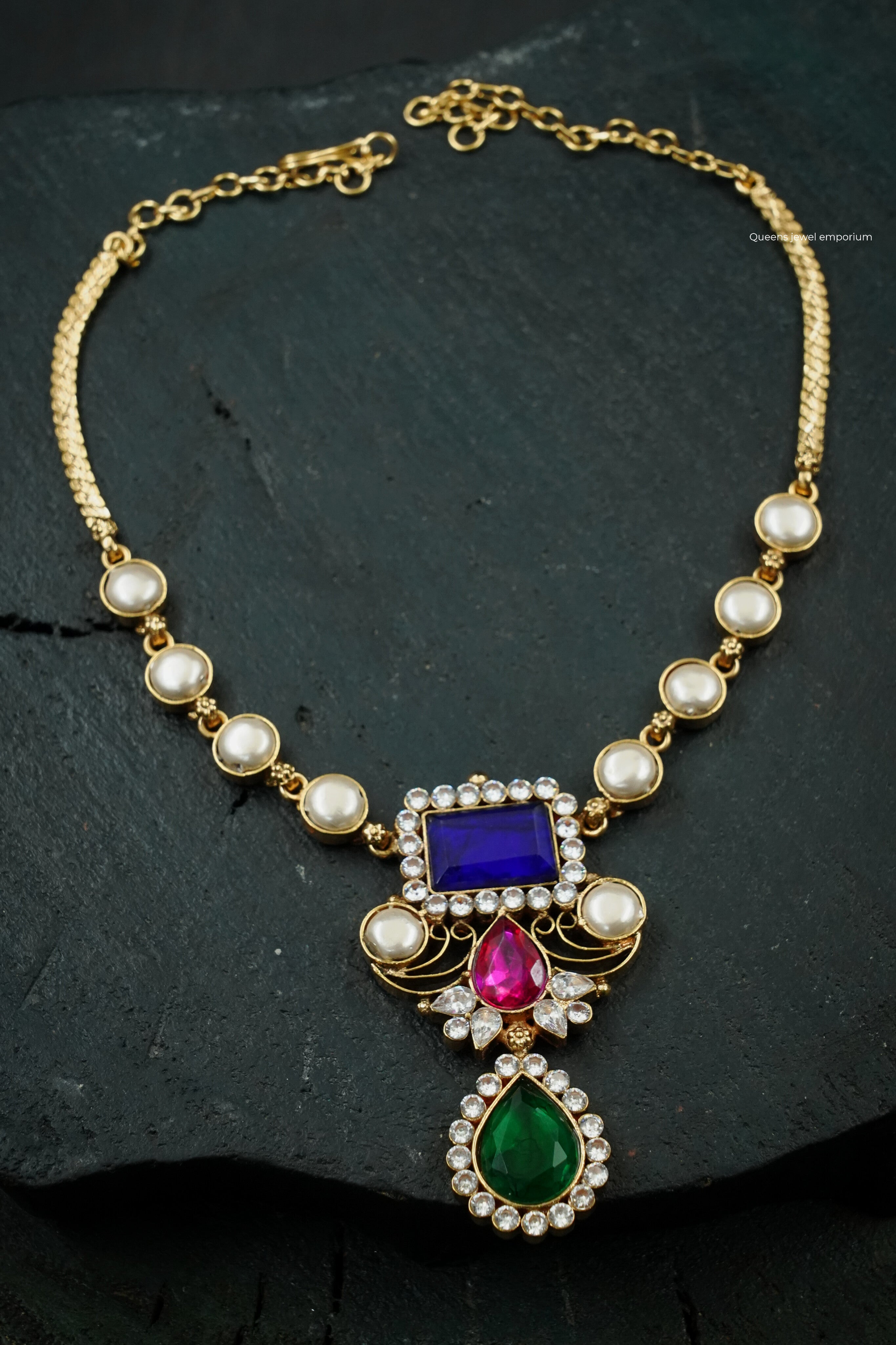 Duchess Necklace