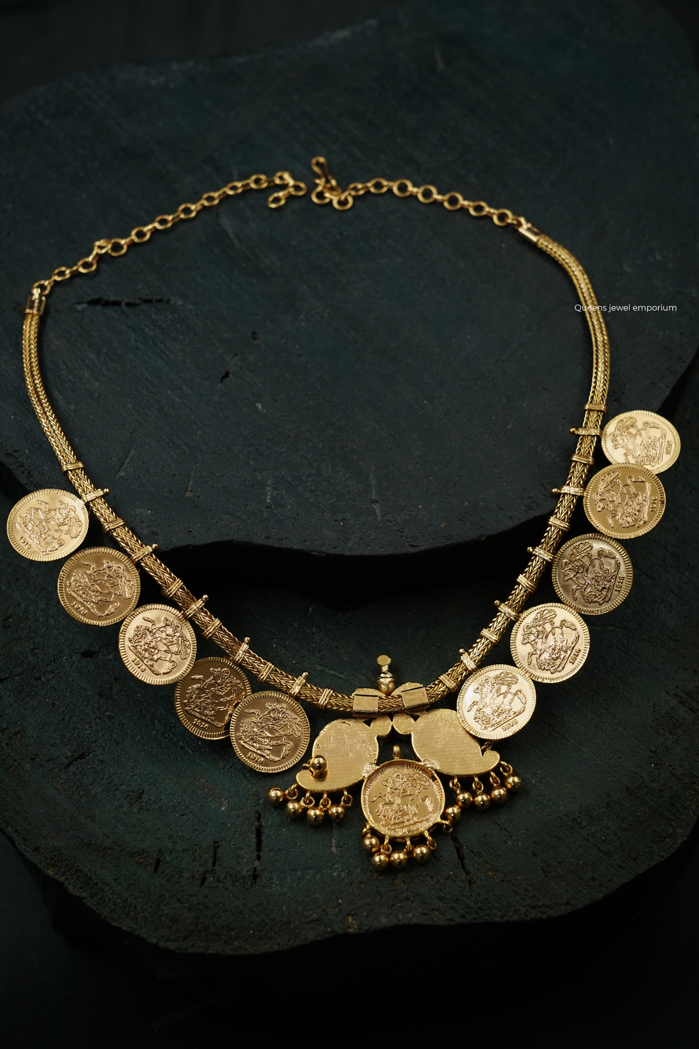 Nachiyar Victoria kasu Necklace