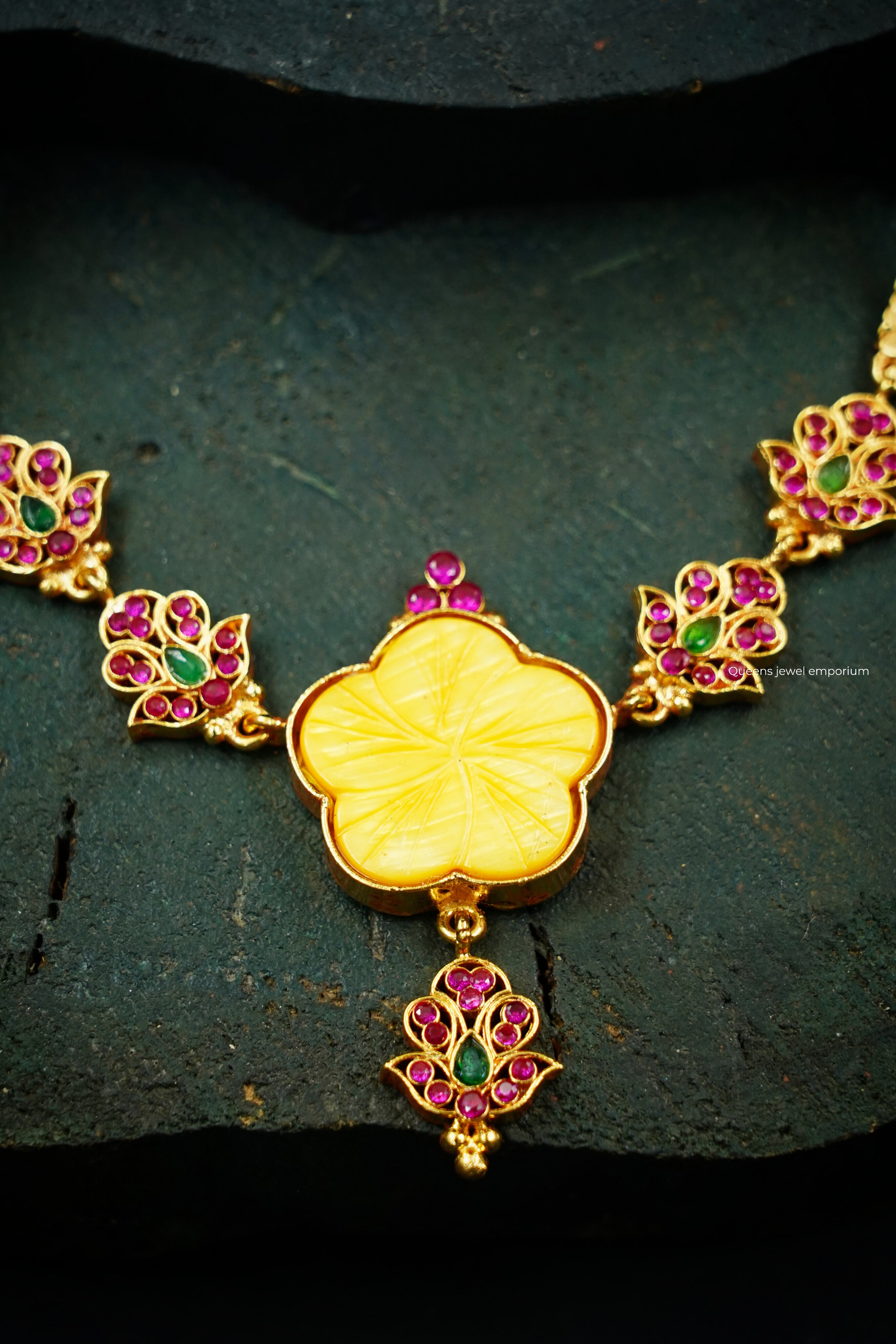 Priyanga Pearl Necklace